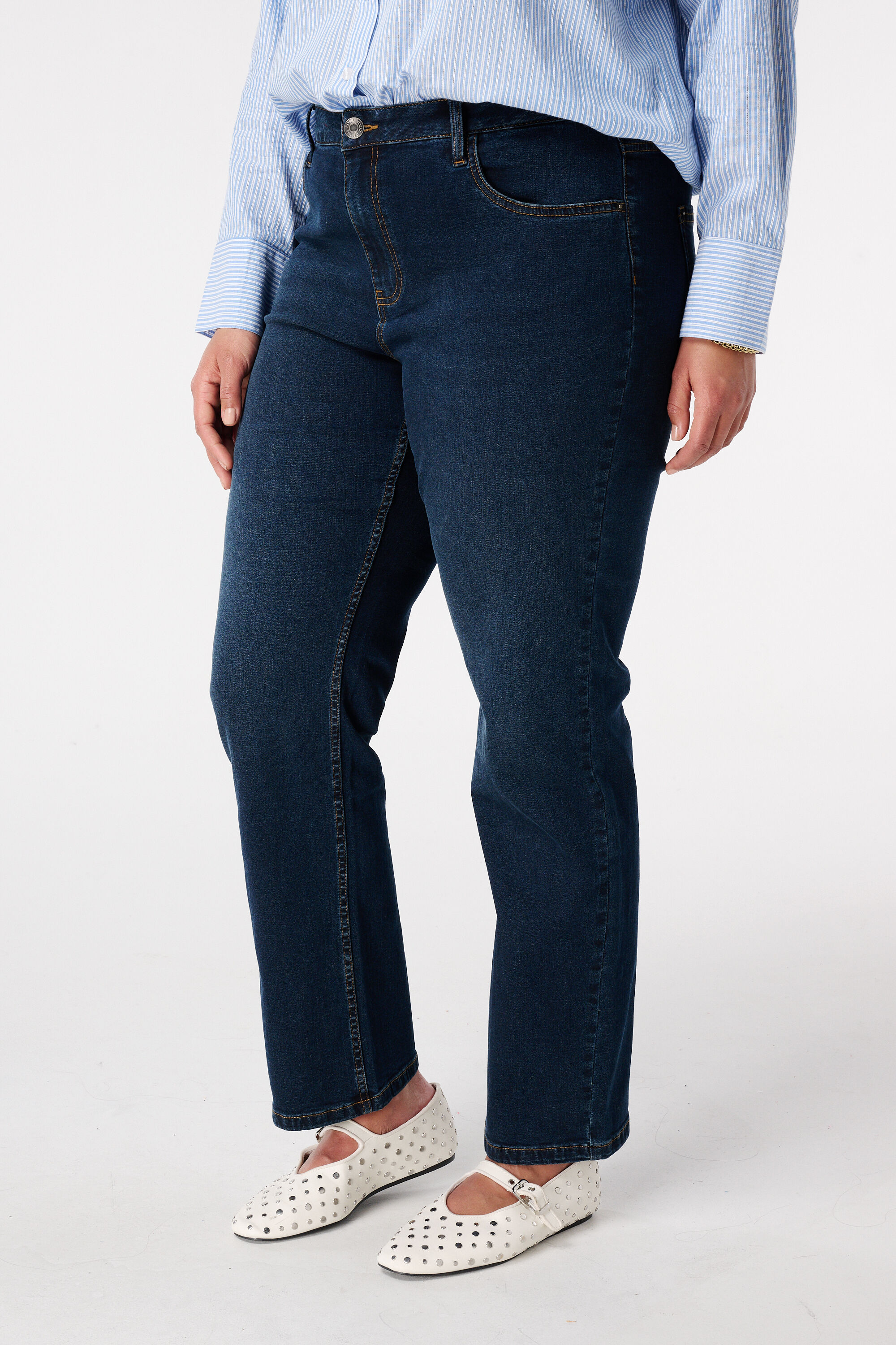 Straight leg jeans LILY image number 5