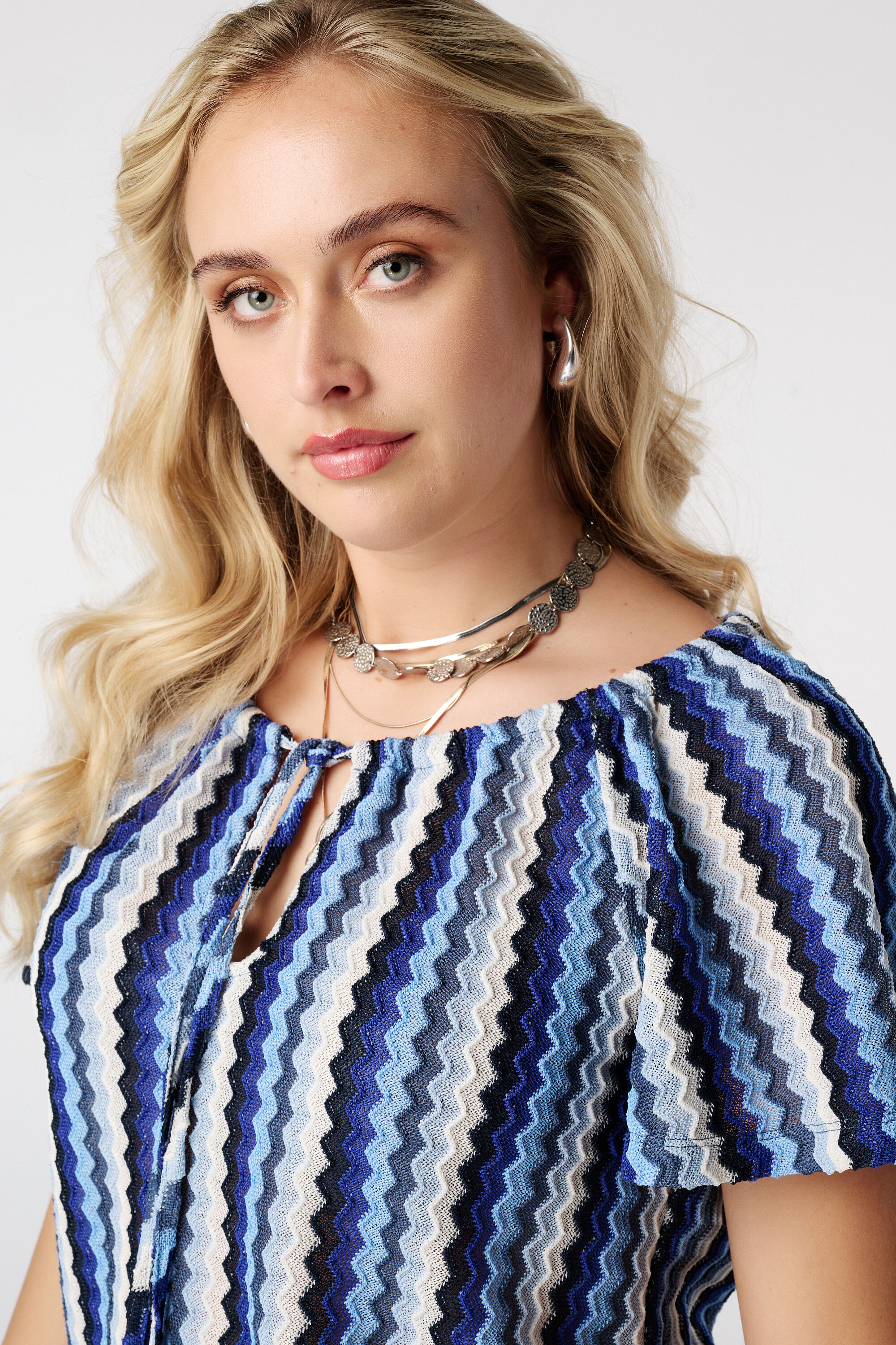 Top met zigzag print image number 4