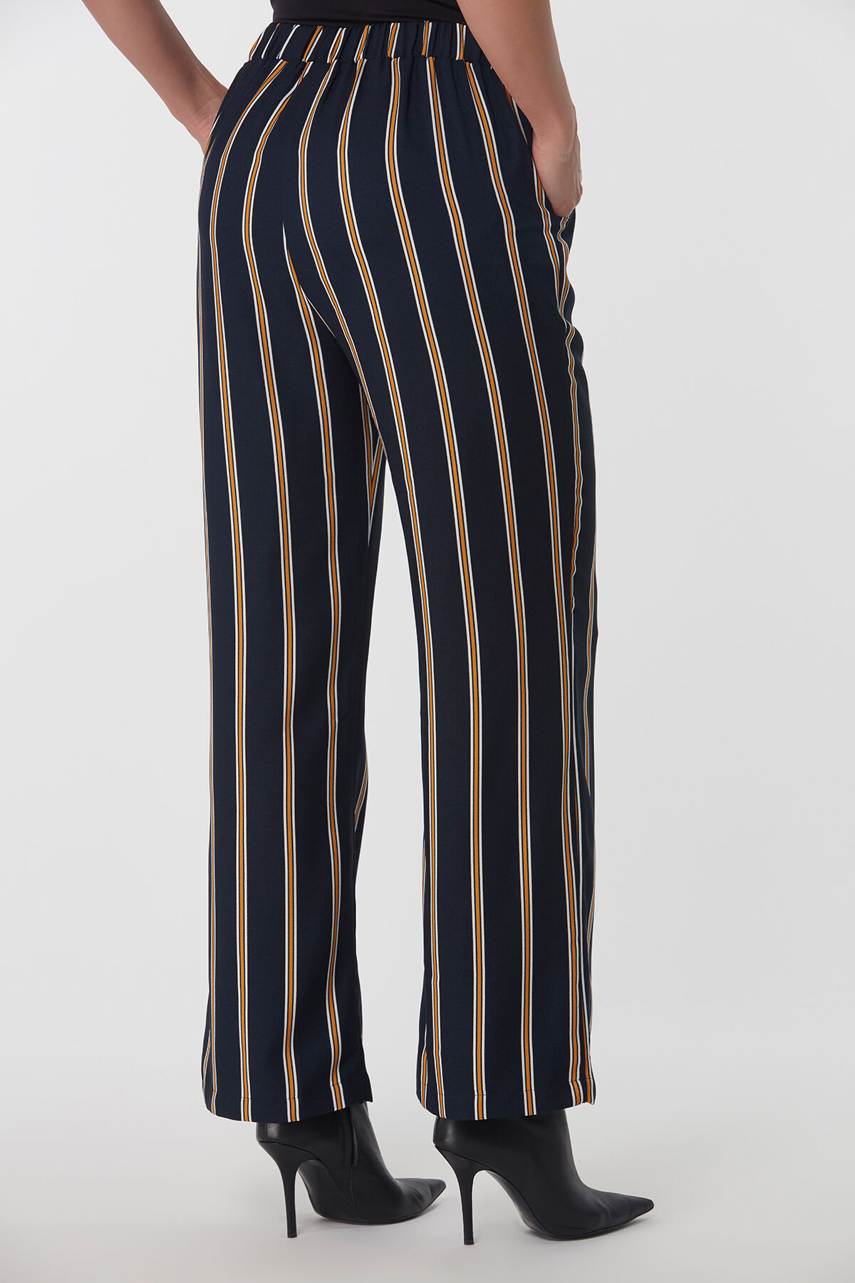 Gestreepte wijde broek image number 3