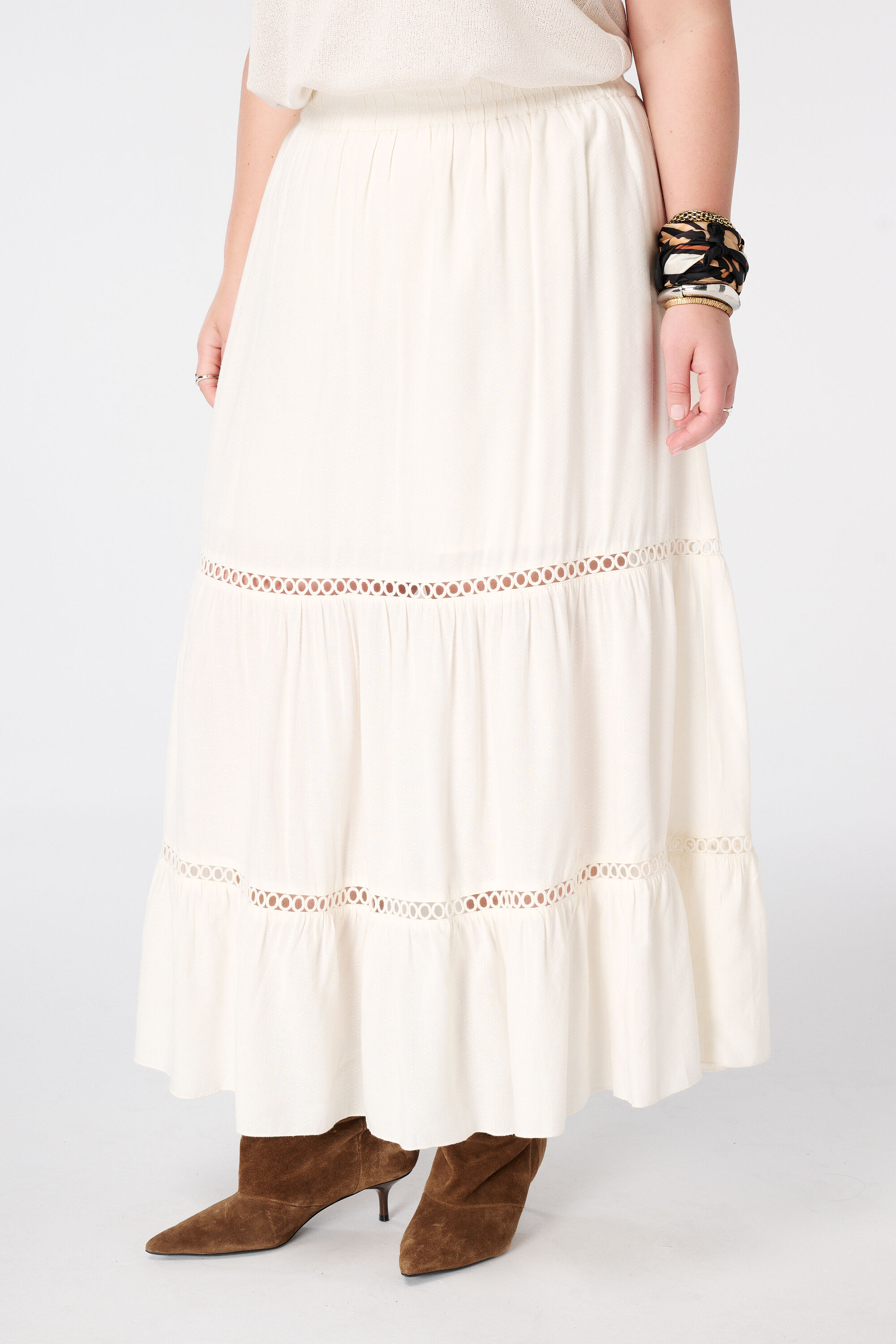 Maxi rok met kanten details image number 3