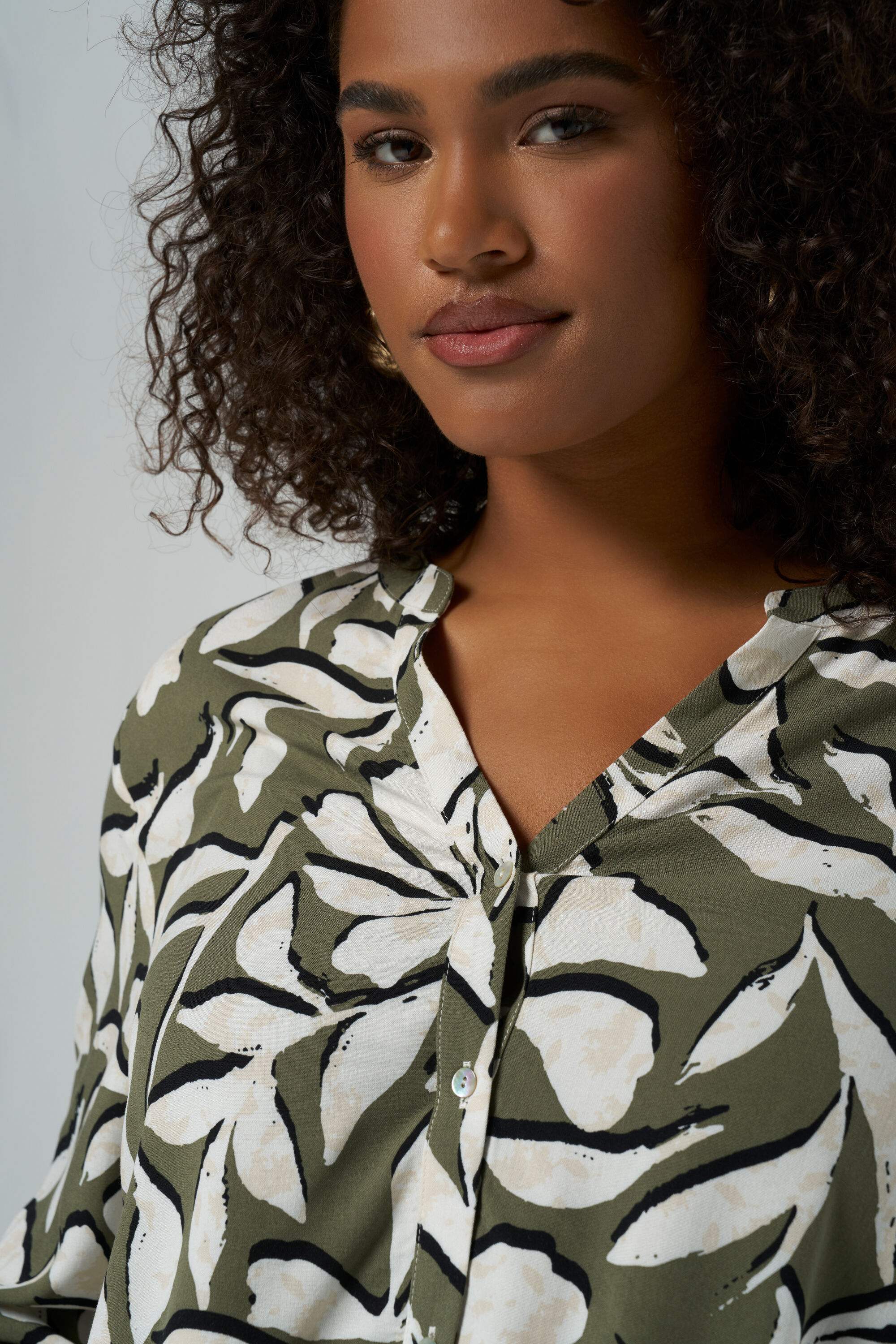 Blouse met strikdetail image number 4