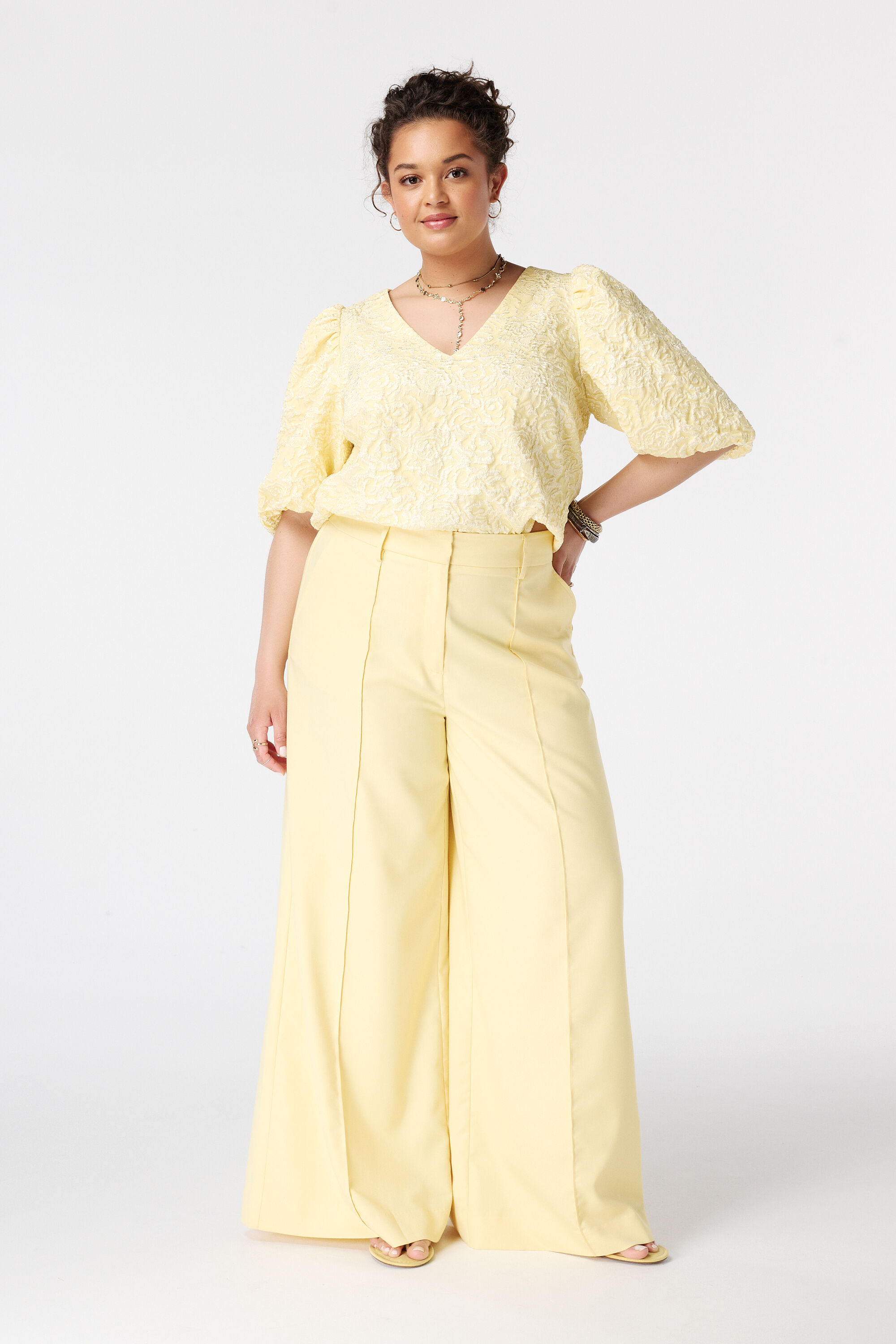 Jacquard blouse met pofmouwen image number 5