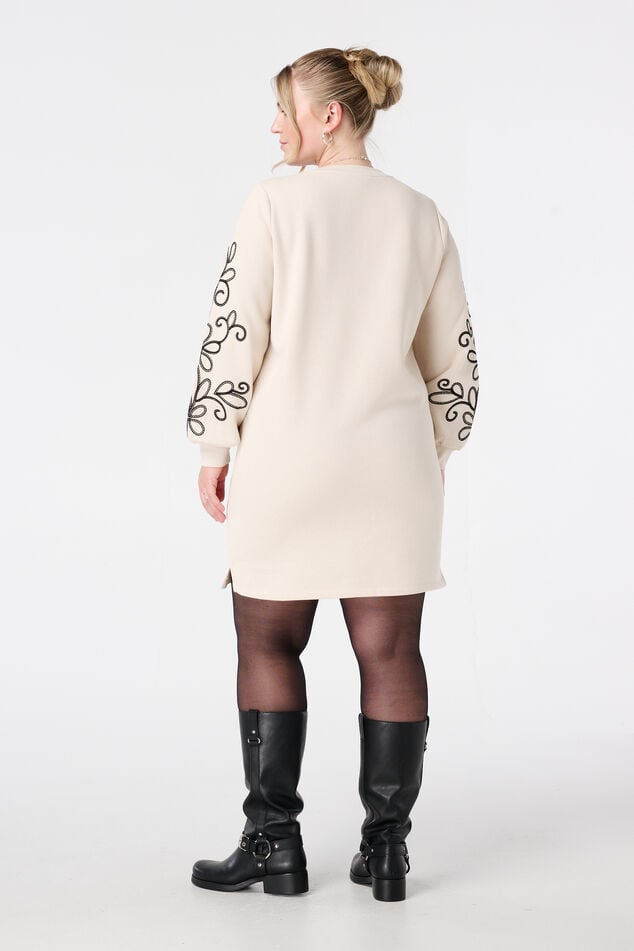 Sweater dress met broderie details image number 2