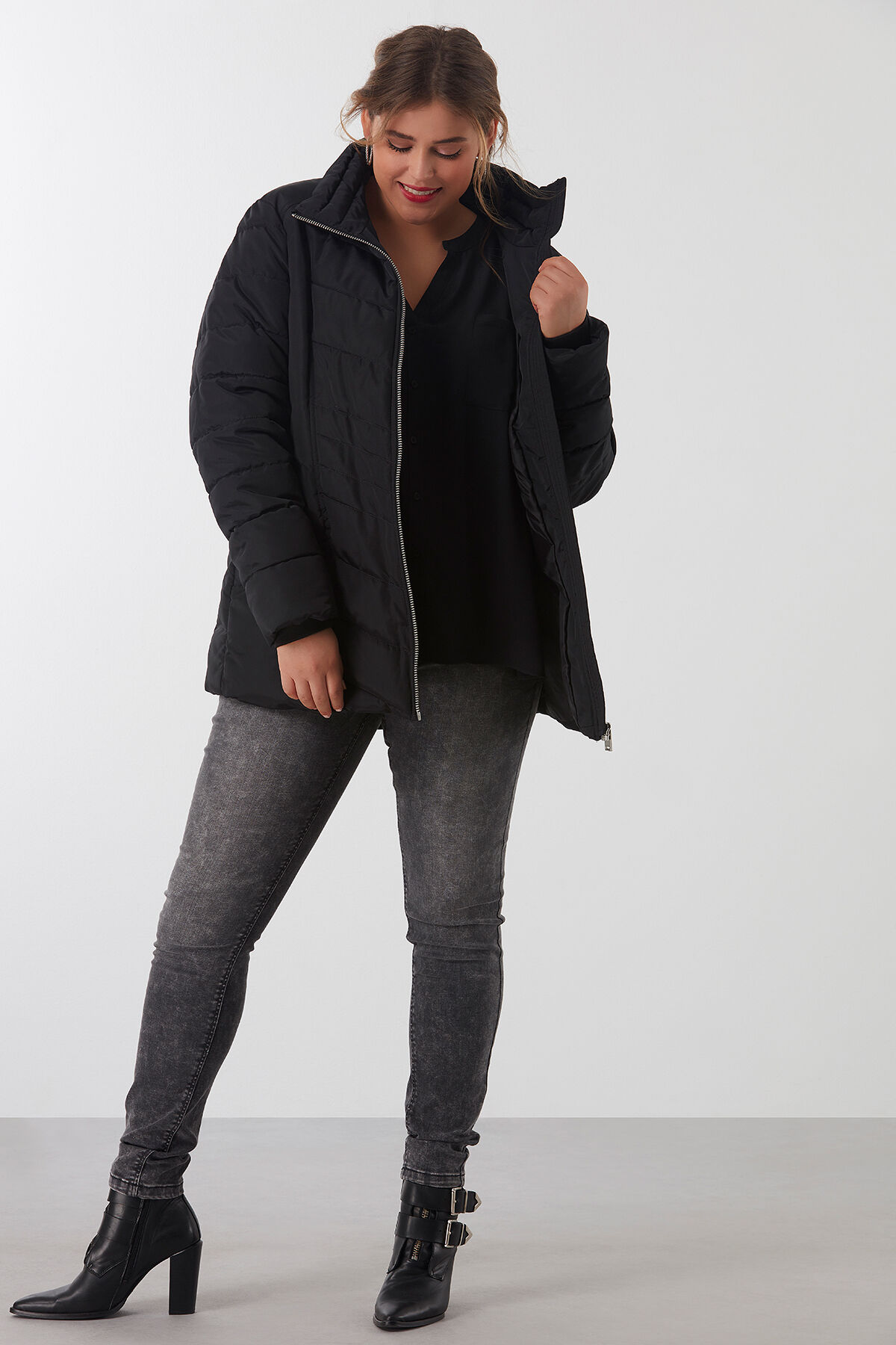 Skinny leg jeans SHAPING image number 5