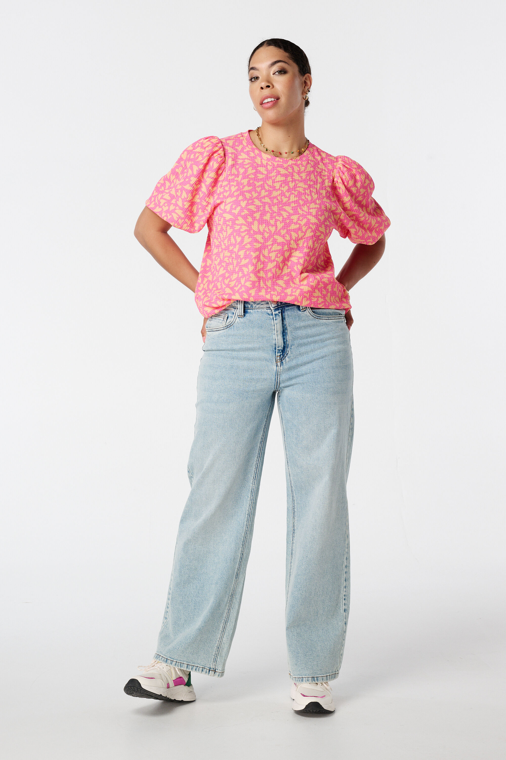 Top met pofmouwen image number 5