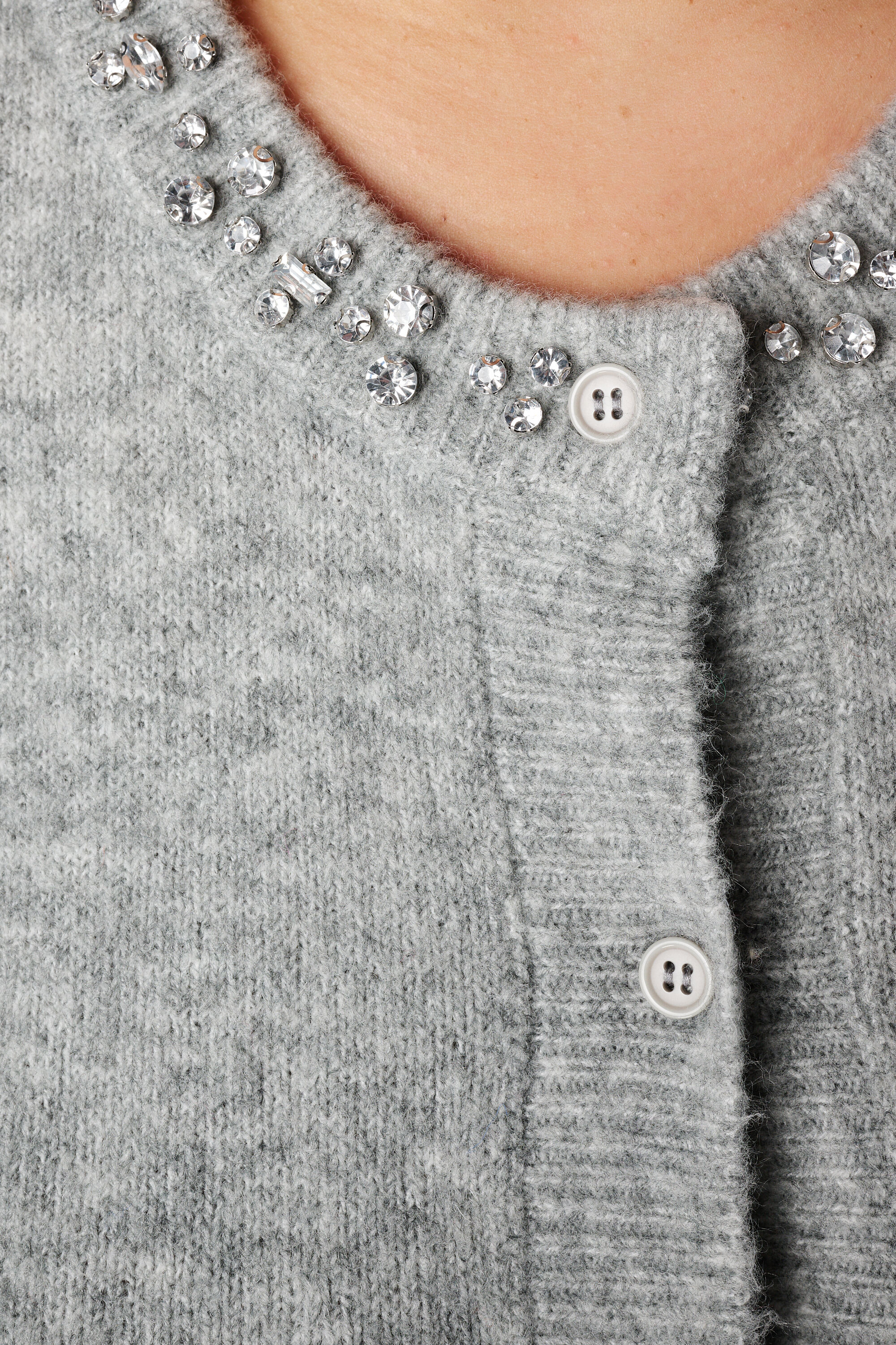 Fijn gebreid vest met diamanten details image number 6