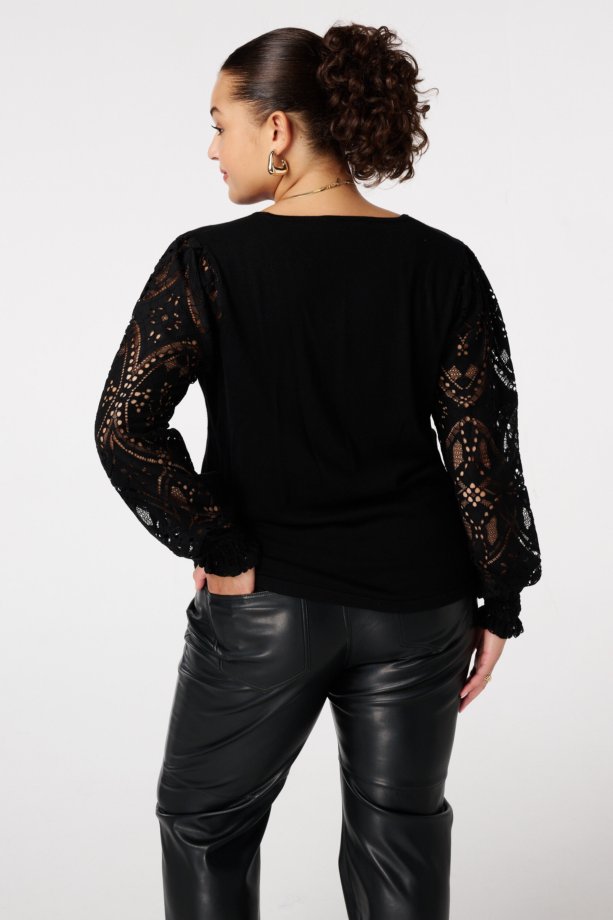 Top met kanten mouwen image number 3