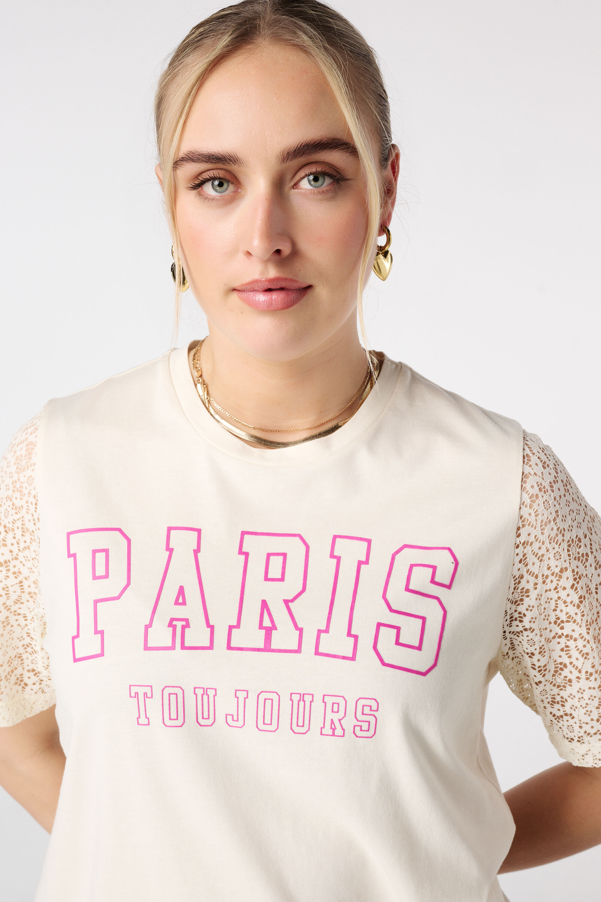 T-shirt met kanten mouwen image number 4