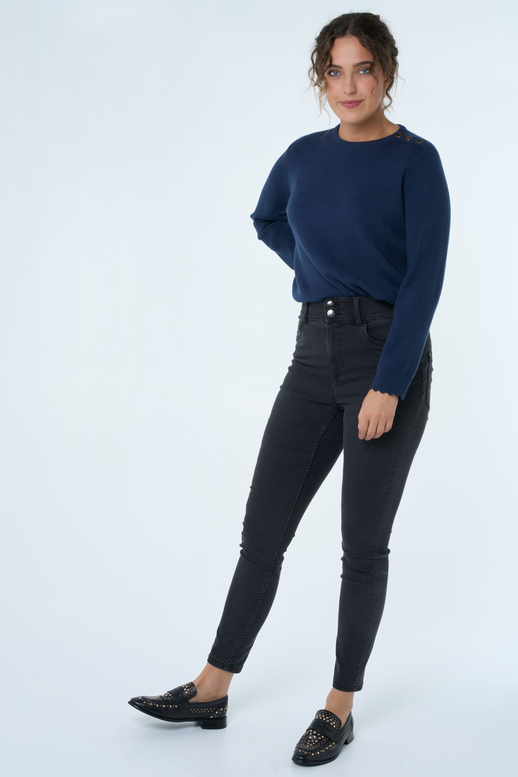 Shaping Skinny Jeans SCULPTS image number 6