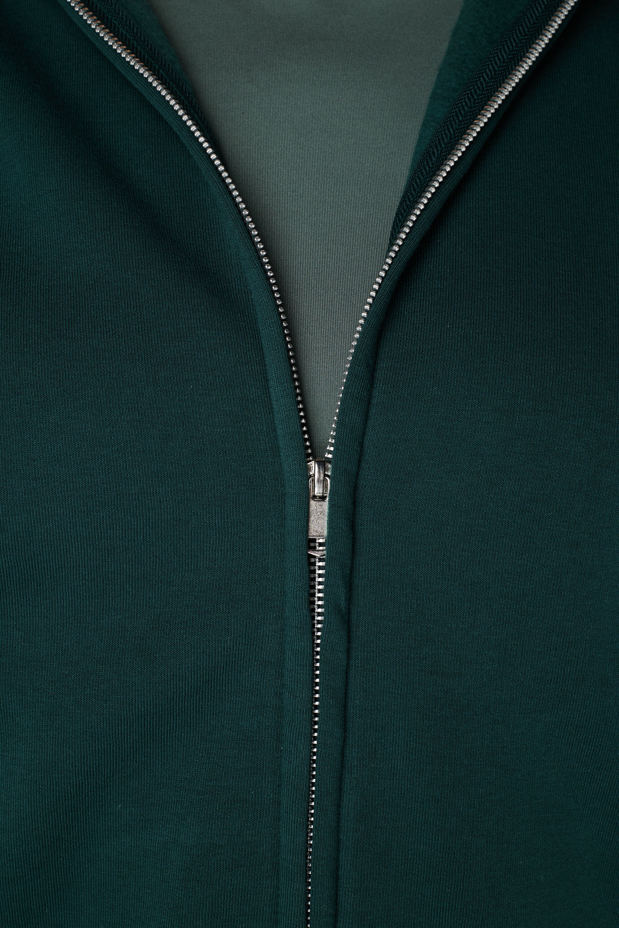 Sweat vest met capuchon image number 6