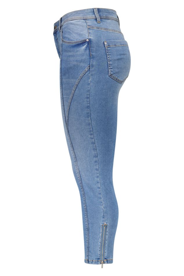 Slim leg jeans image number 3
