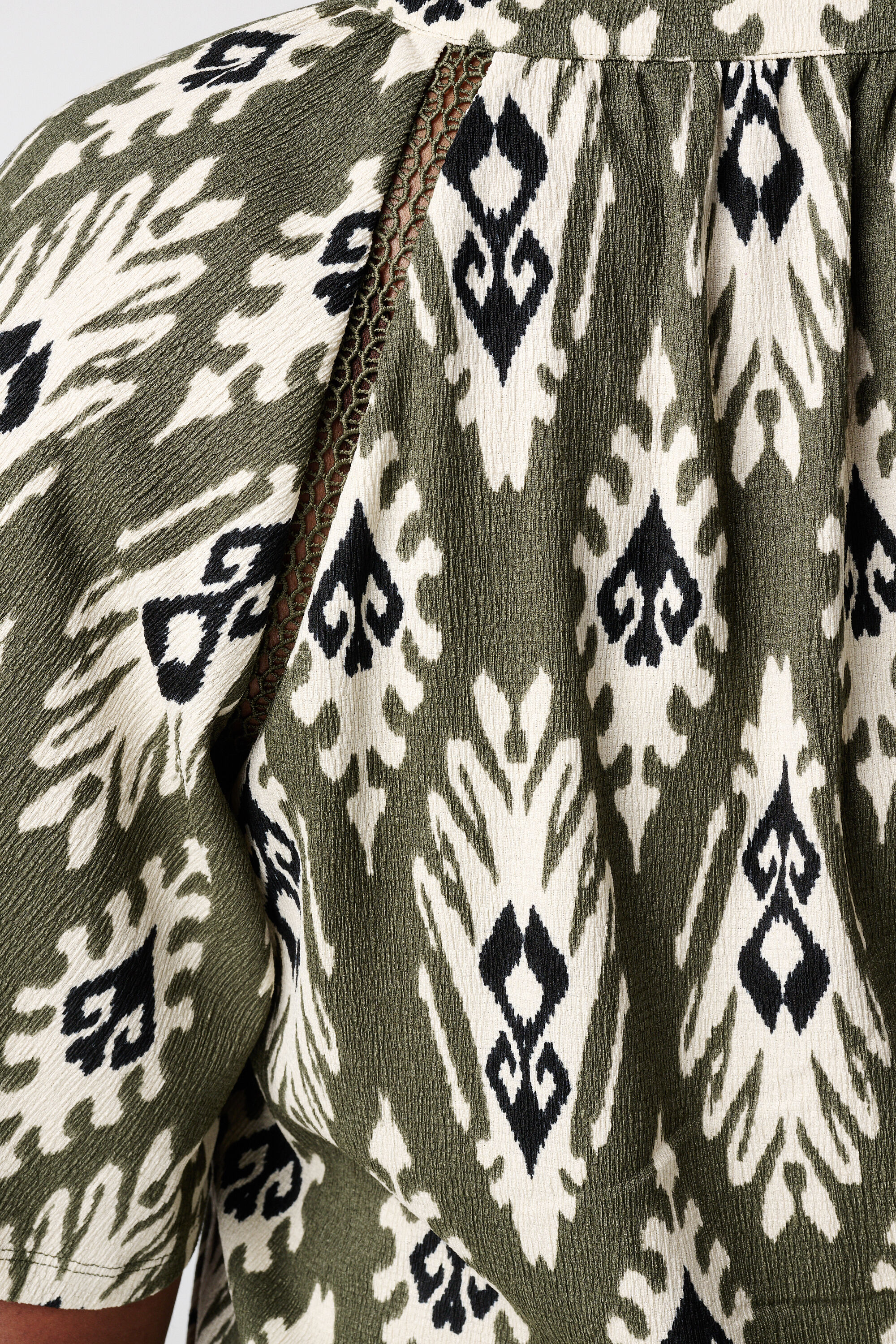 Top met vlindermouwen image number 6