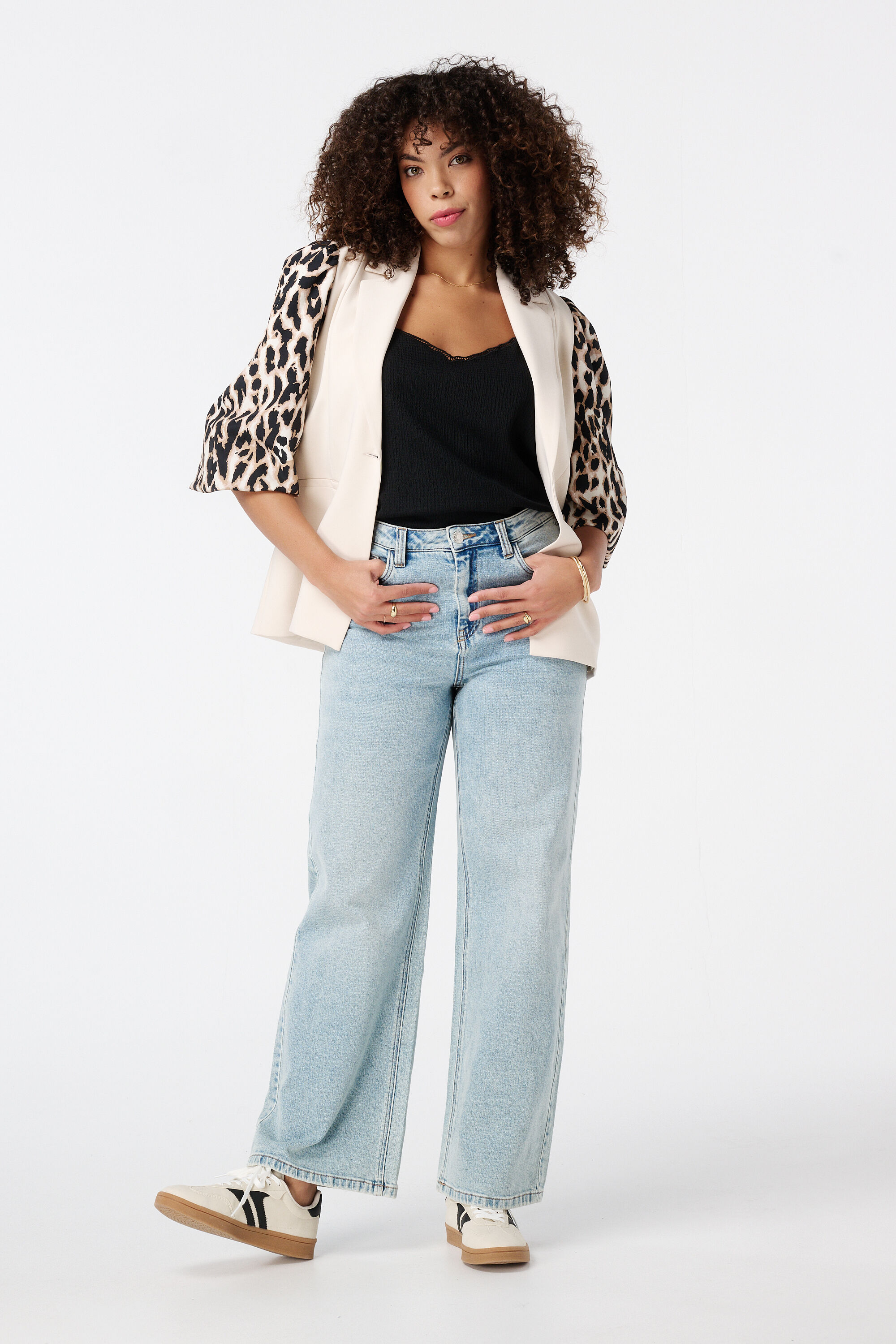 Blazer met panterprint pofmouwen image number 5