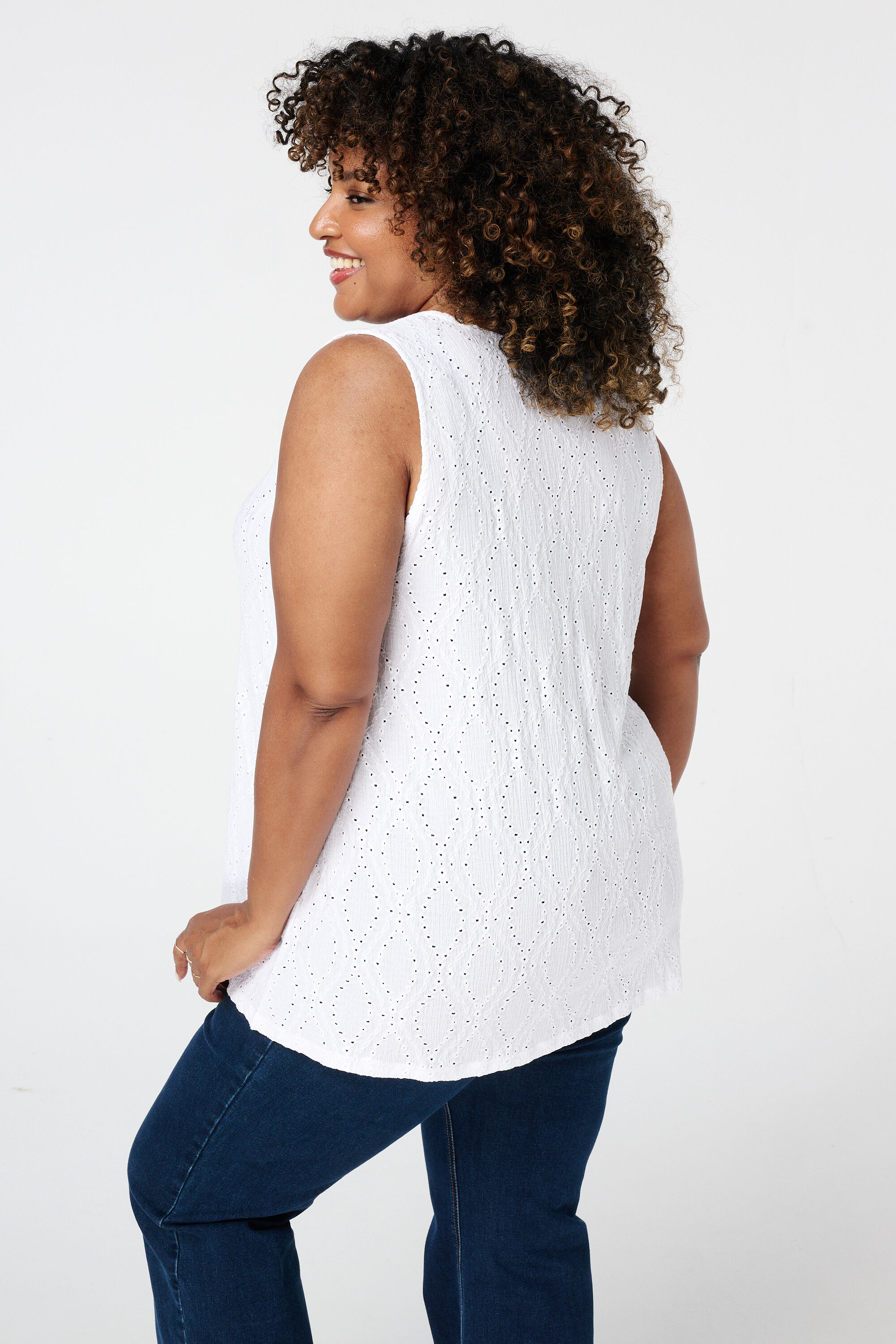 Mouwloze top met kantstructuur image number 3