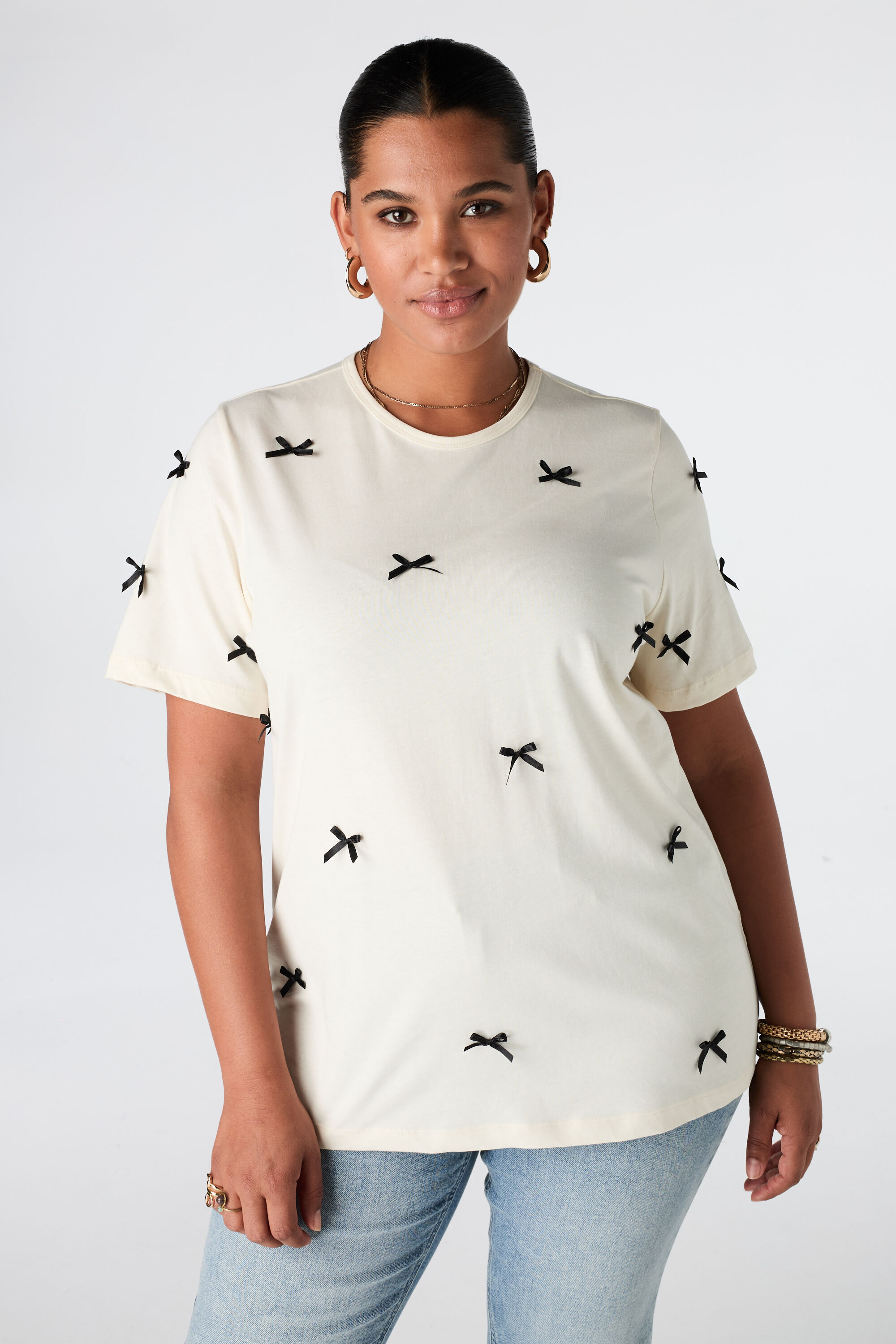 T-shirt met satijnen strikjes