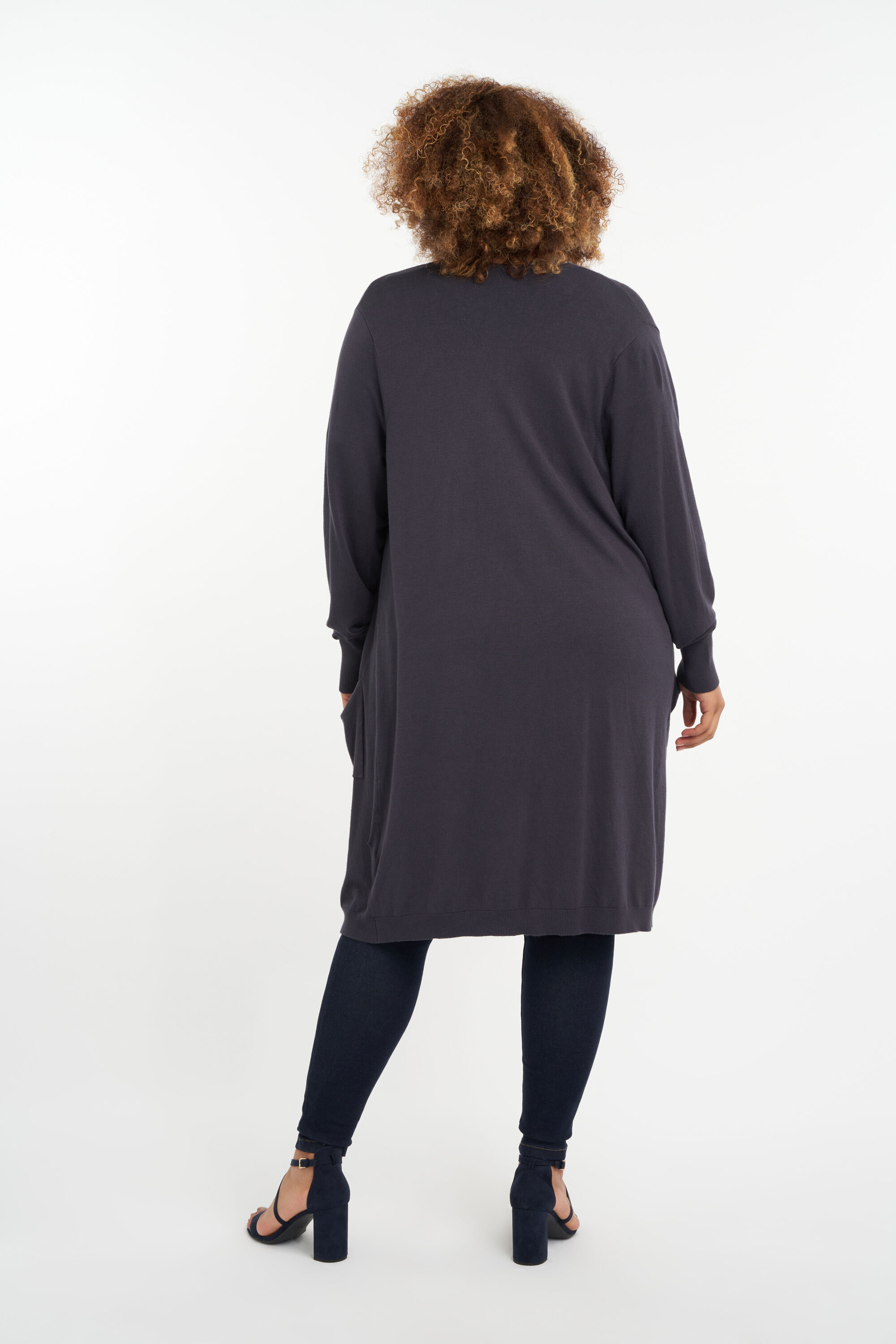 Fijngebreid openvallend vest image number 4