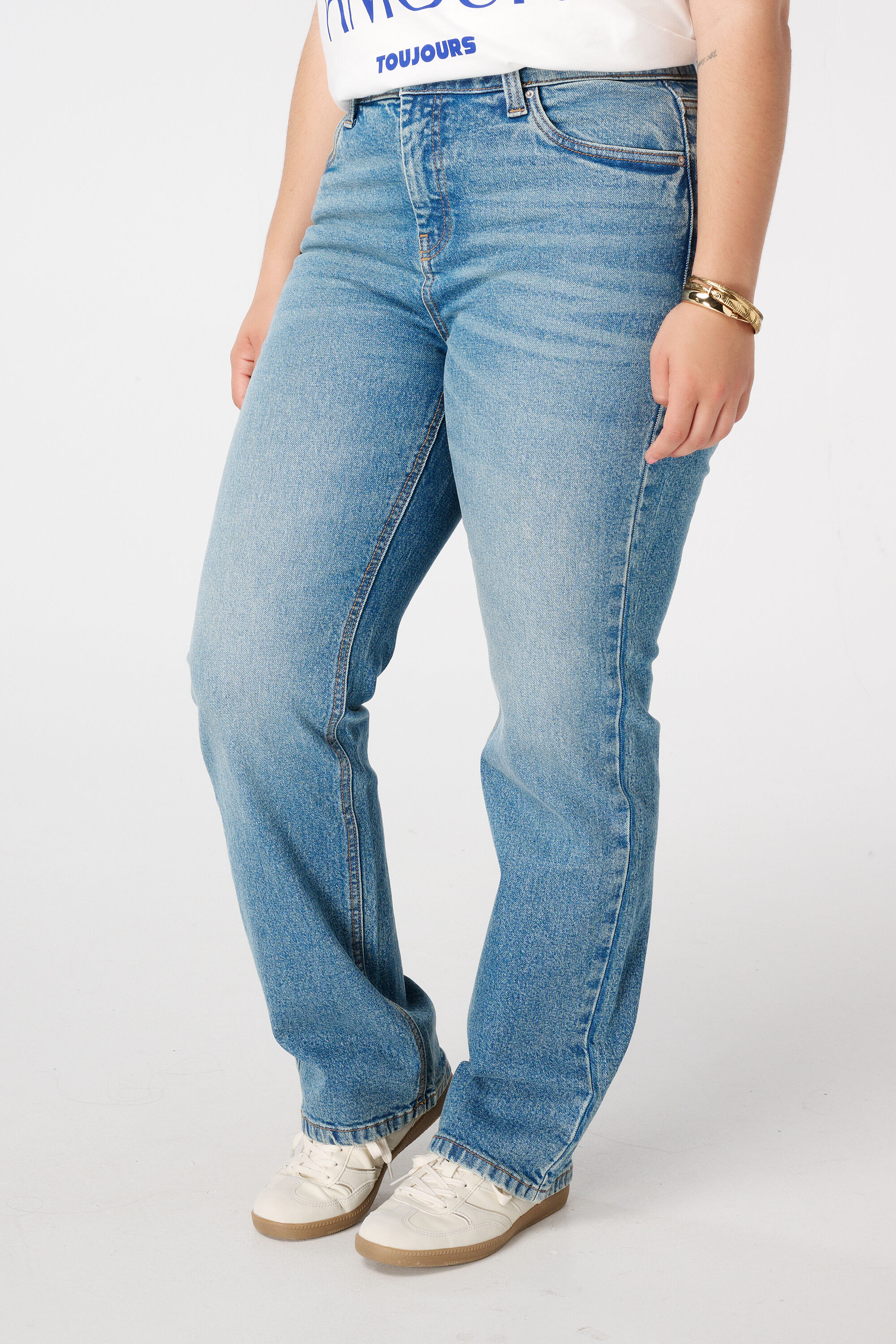 Straight leg jeans met mid waist image number 5