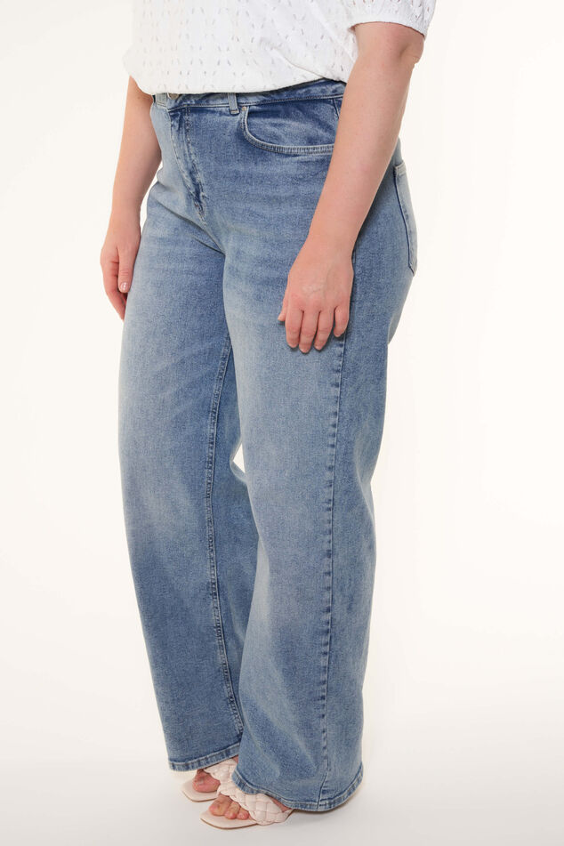 Jeans met wijde pijpen image number 5