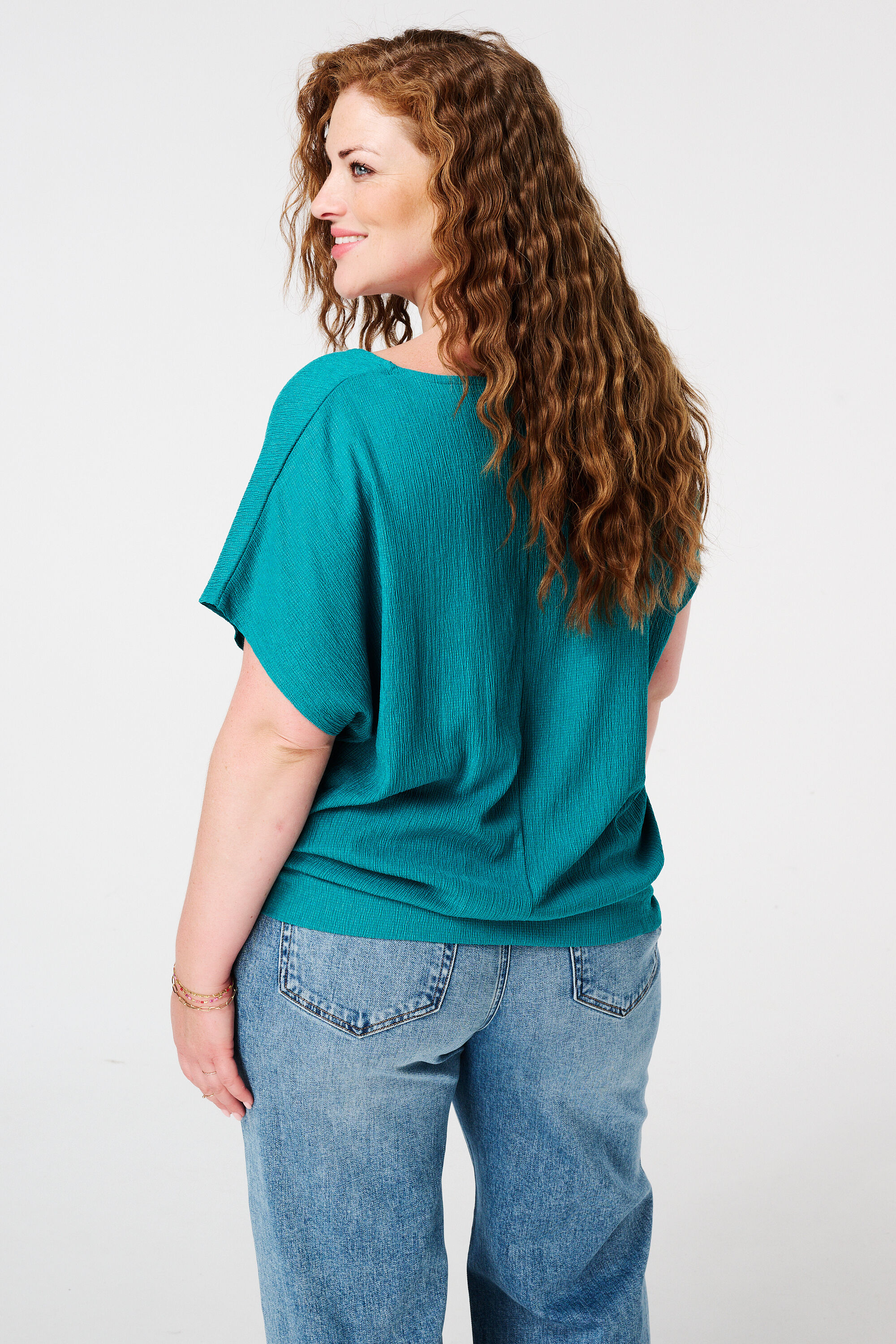 Top met structuur en kapmouwtje image number 3