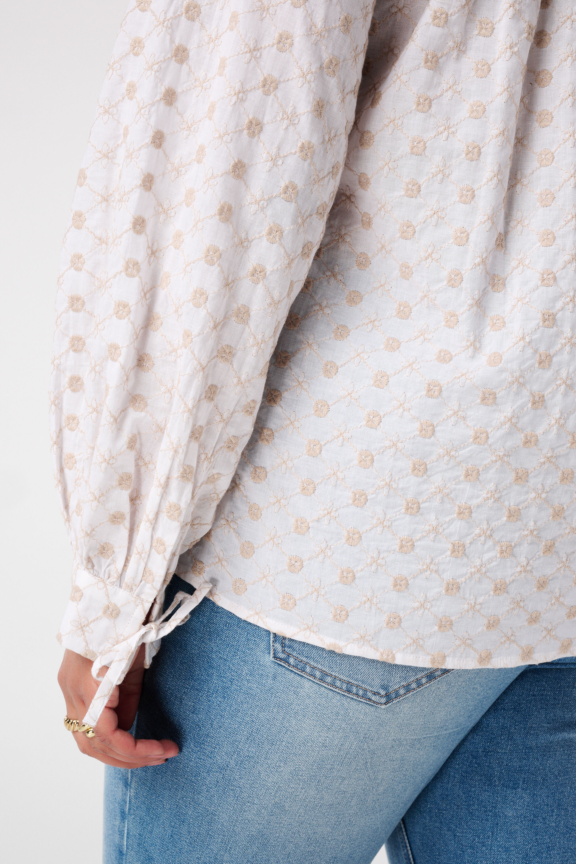 Blouse met borduursel image number 4