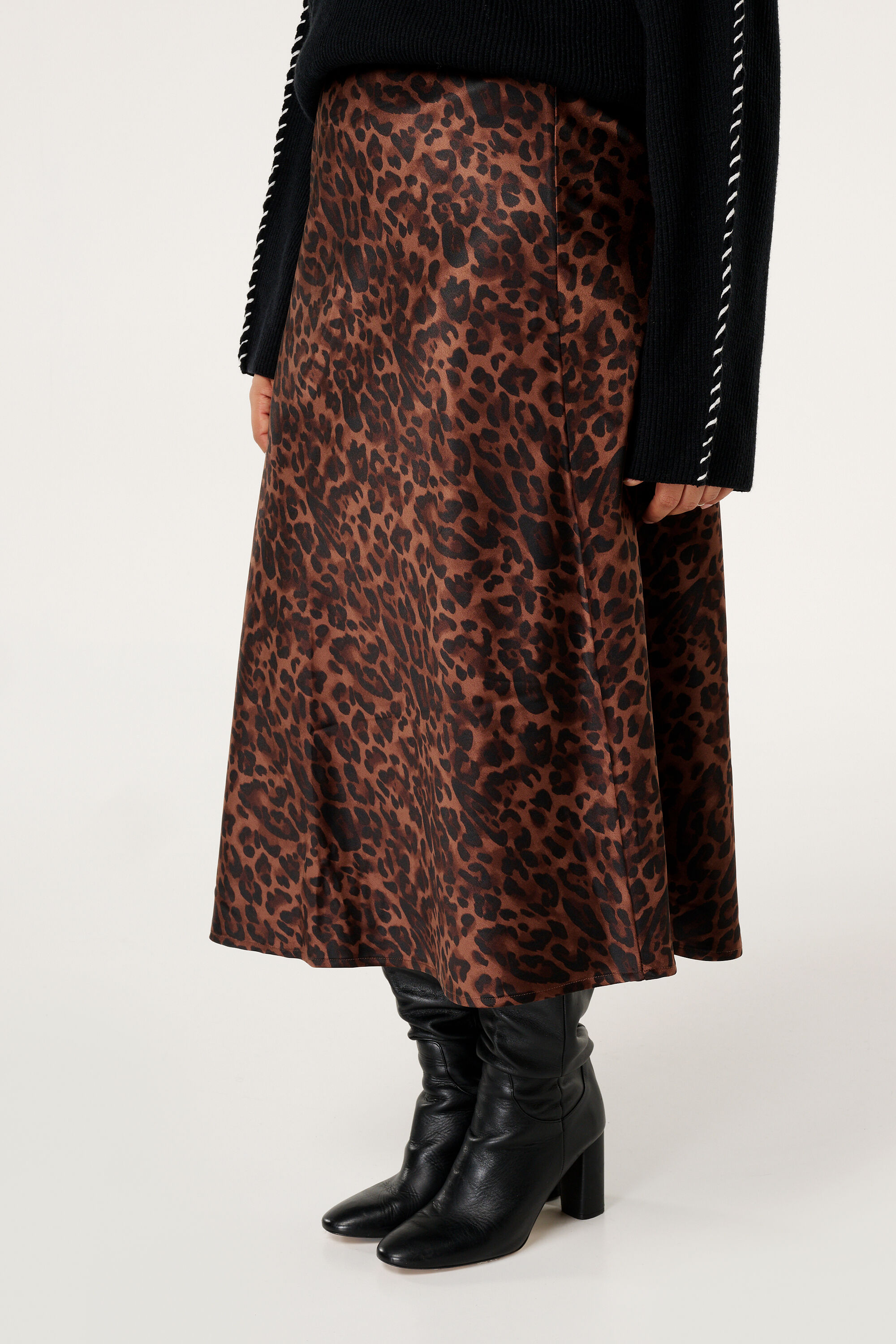 Midi rok met luipaardprint image number 5