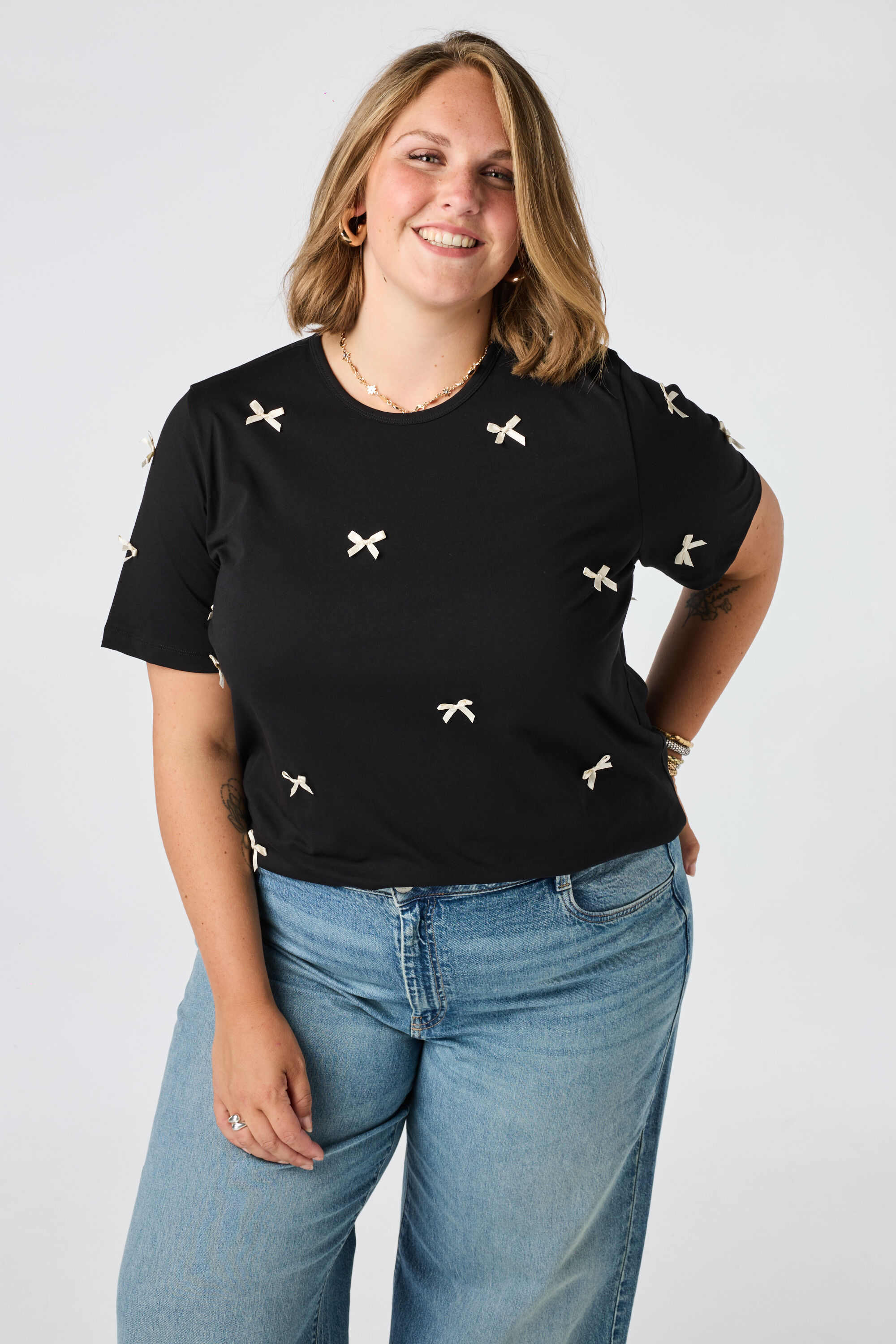 T-shirt met satijnen strikjes