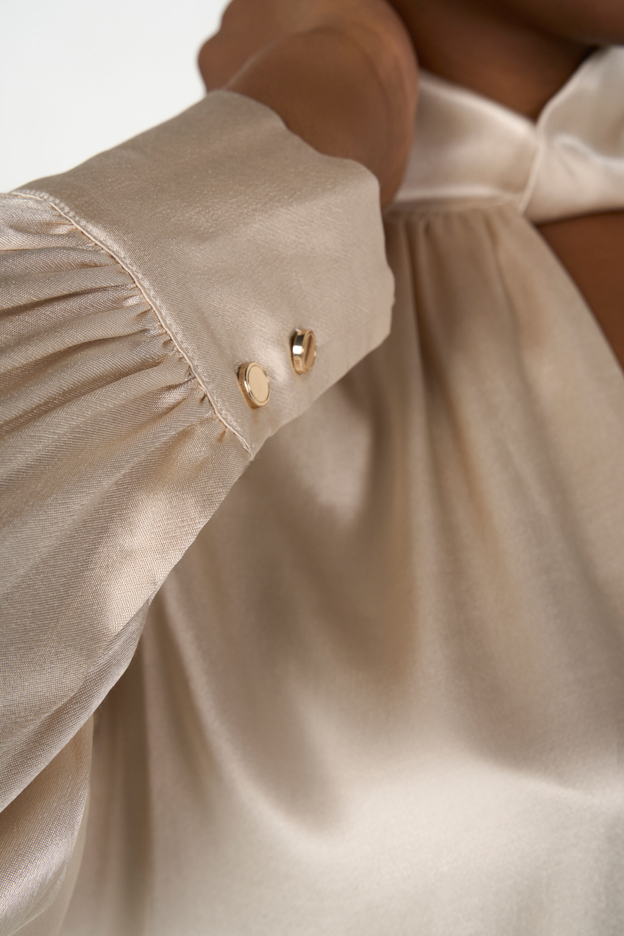Satijnen blouse met details image number 4