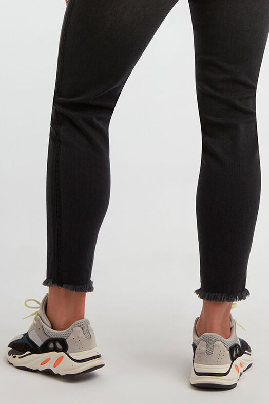 Cropped skinny leg jeans image number 5