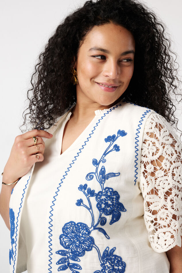 Gilet met borduursels image number 4