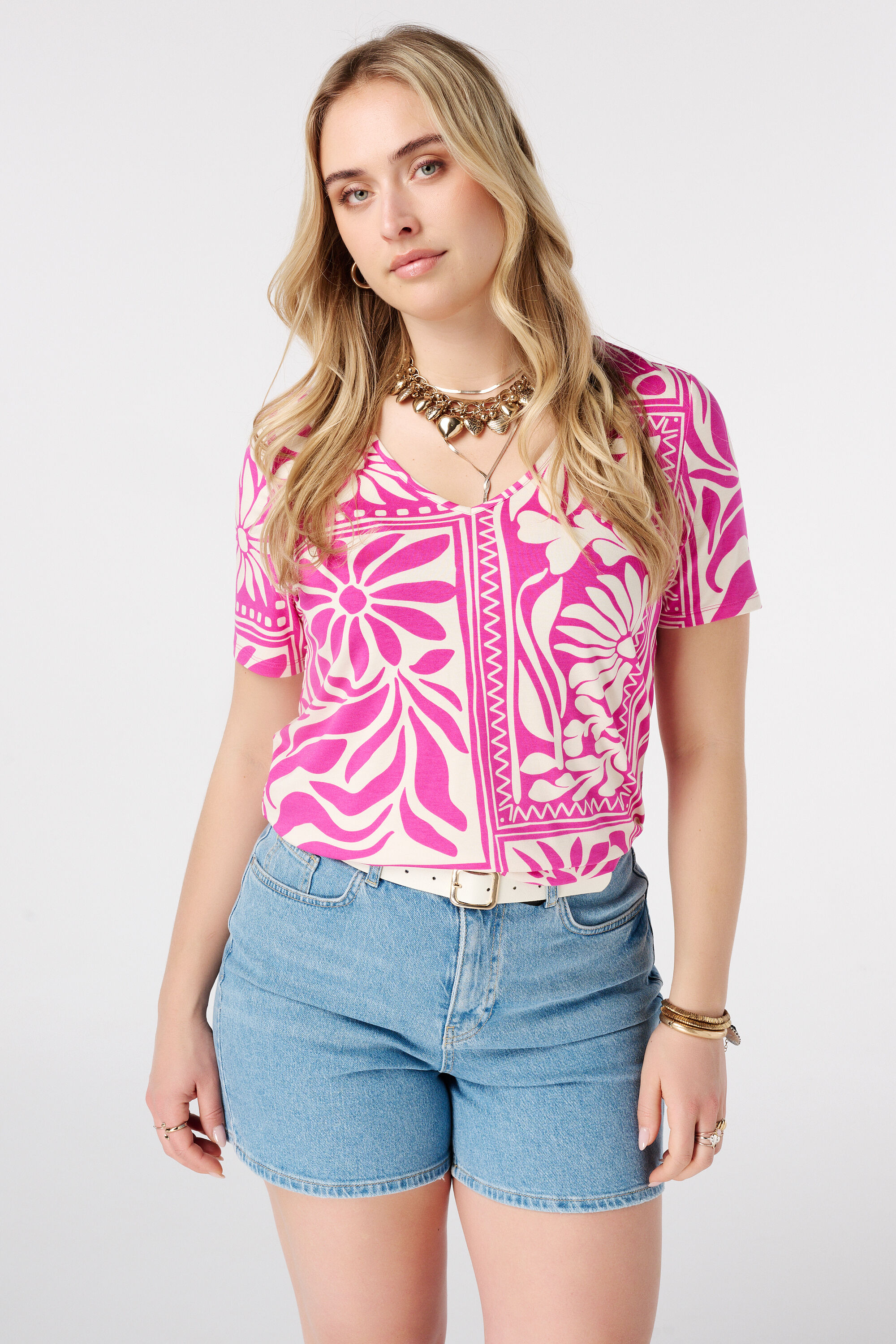 T-shirt met print en v-hals