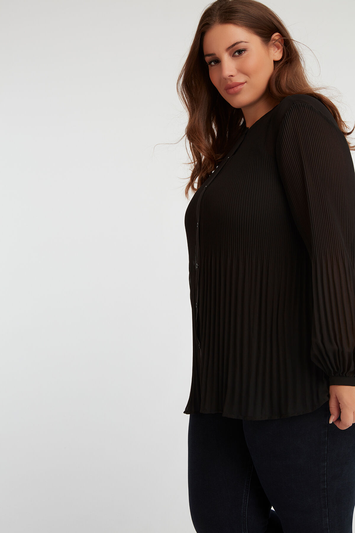 Pliss&eacute; blouse image number 3