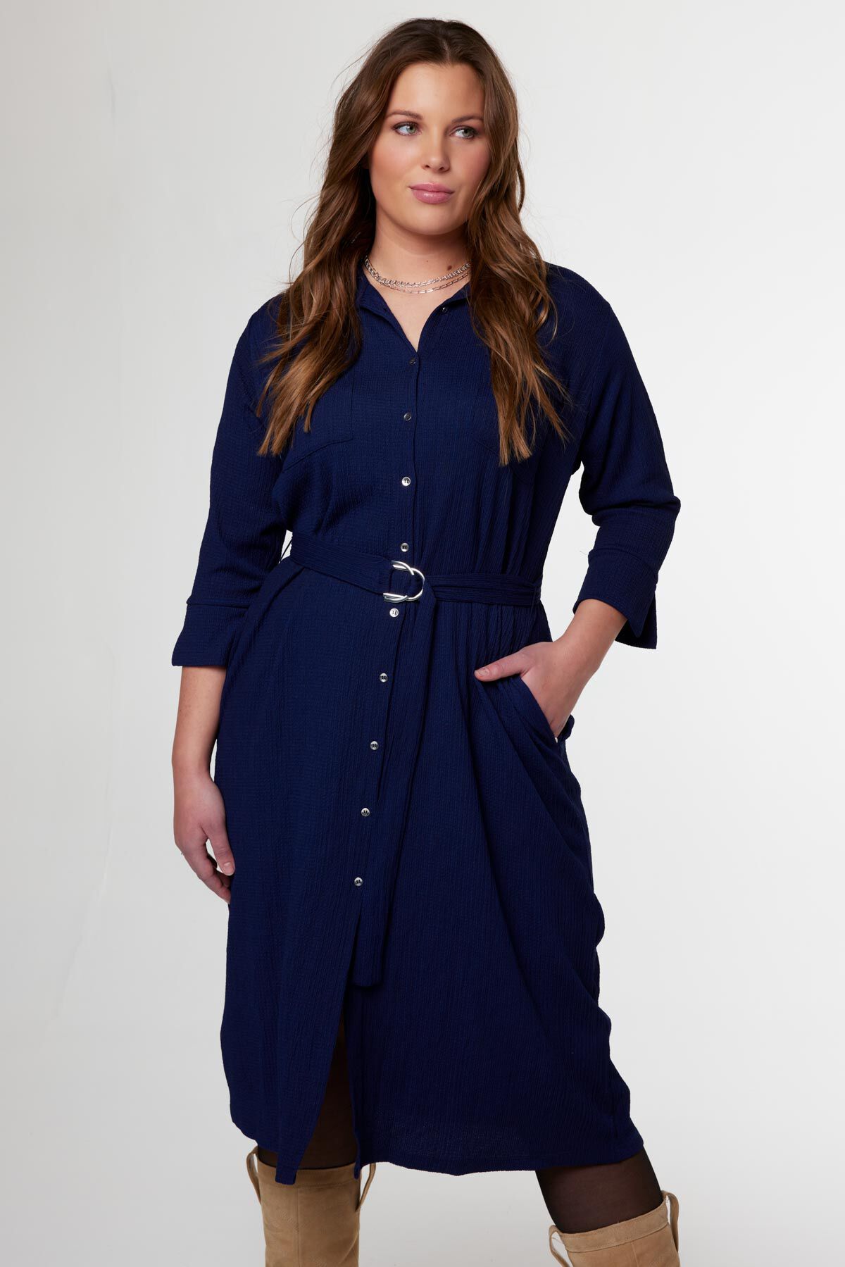 Jurk met structuur in de stof image number 5