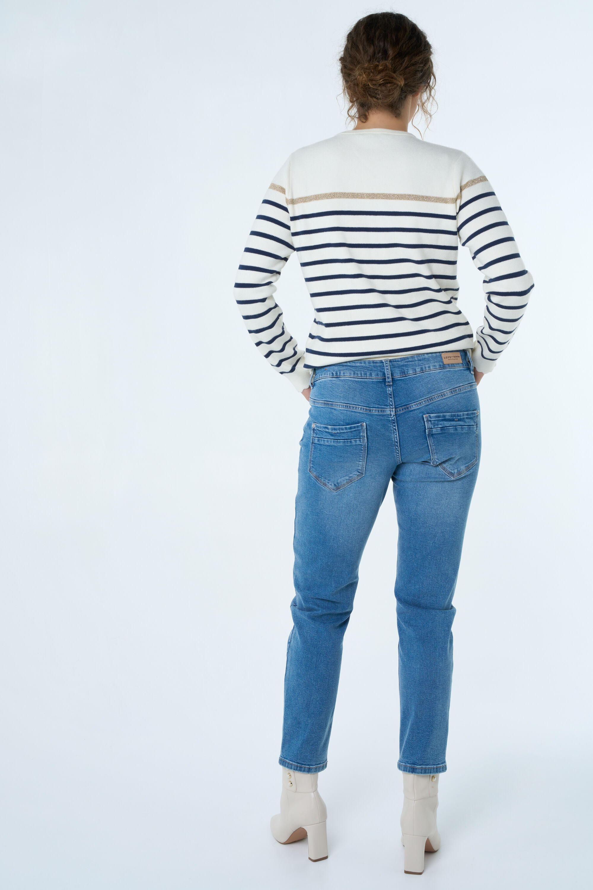 Loose leg jeans ROSE image number 4