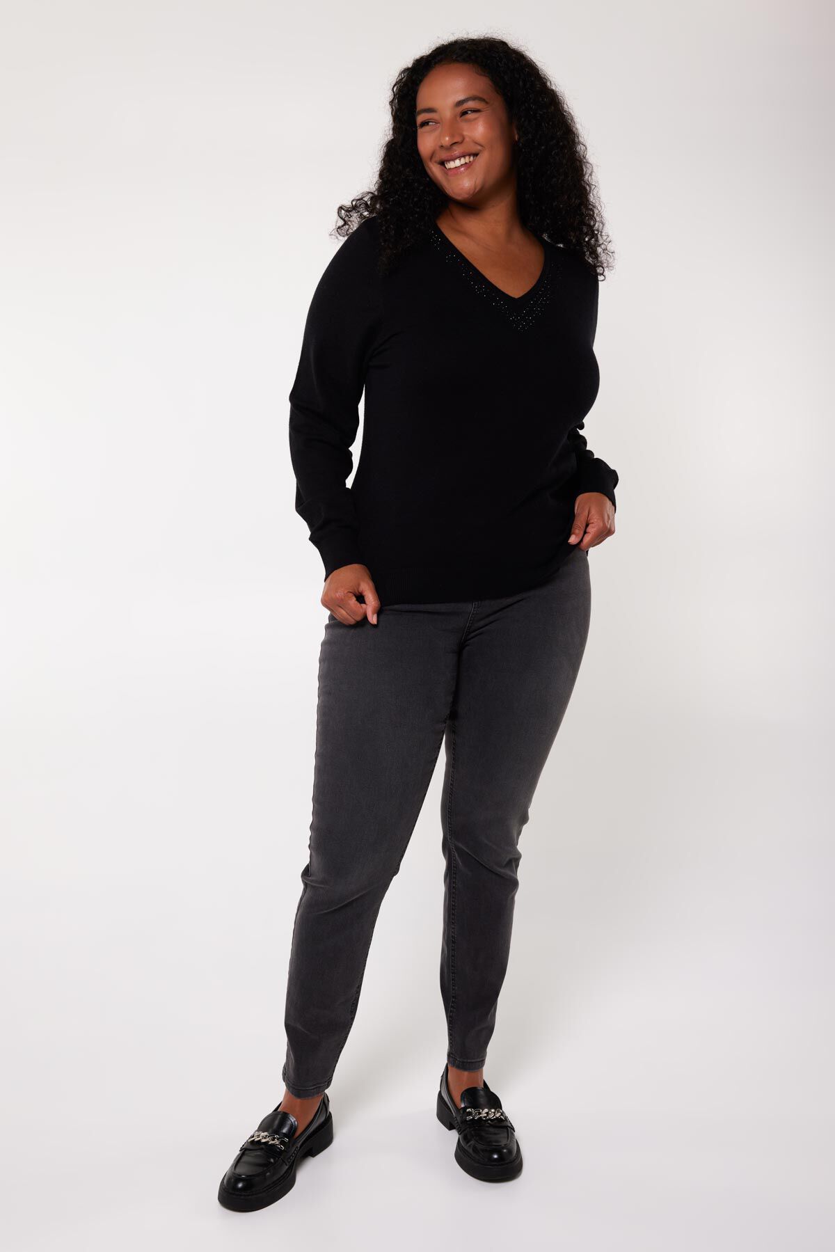 V-hals trui met details image number 5