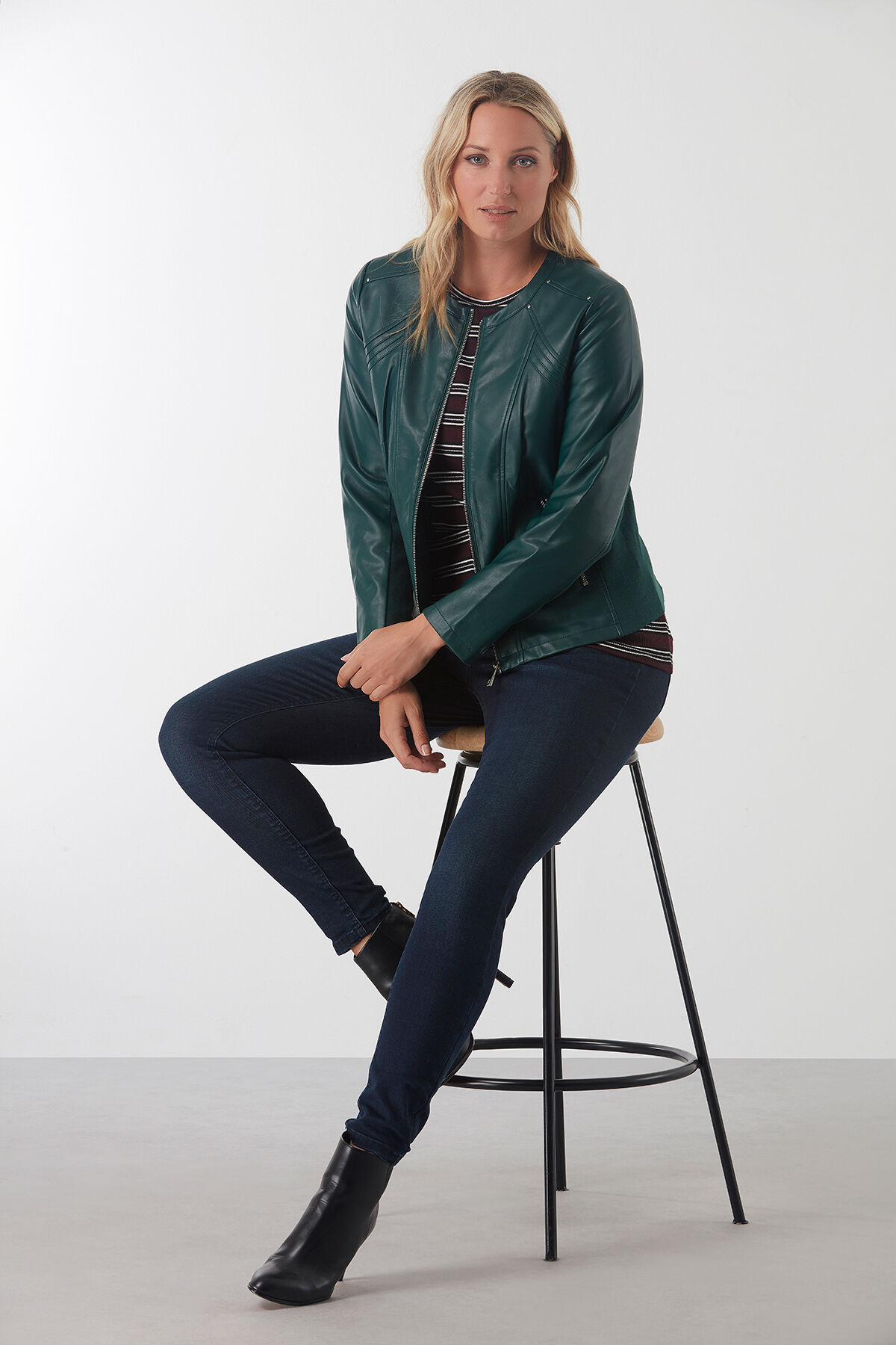 Imitatieleren jasje image number 0