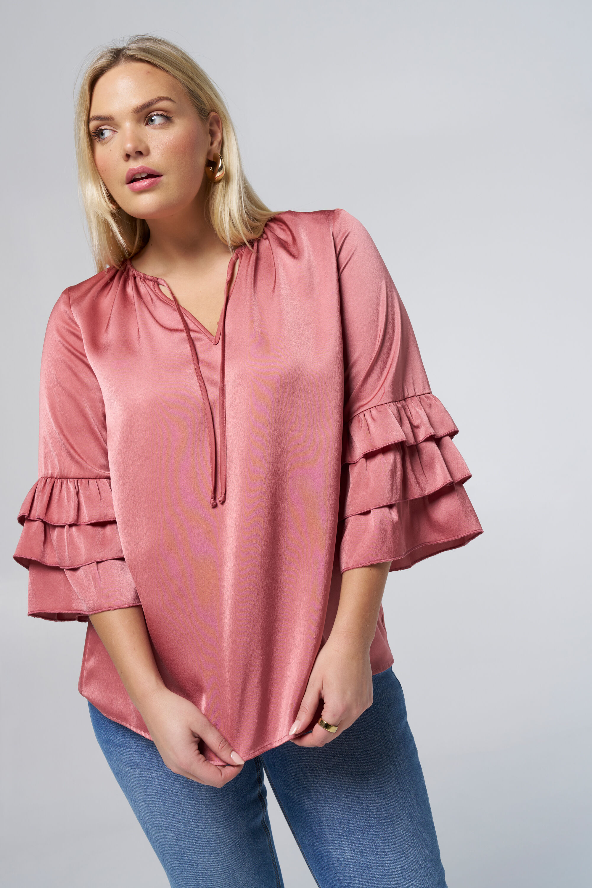 Blouse met volant mouwen image number 6