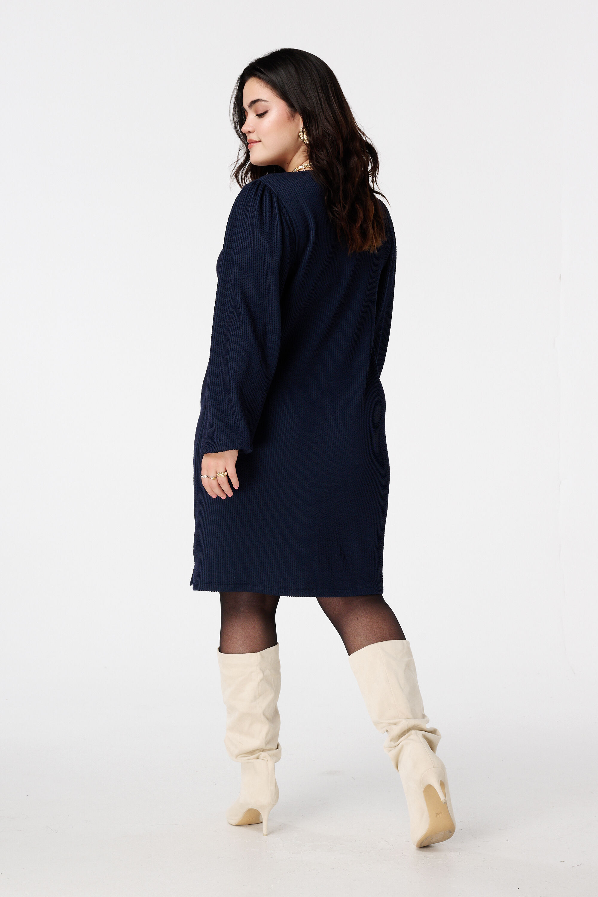 Rechte jurk met pofmouw image number 3