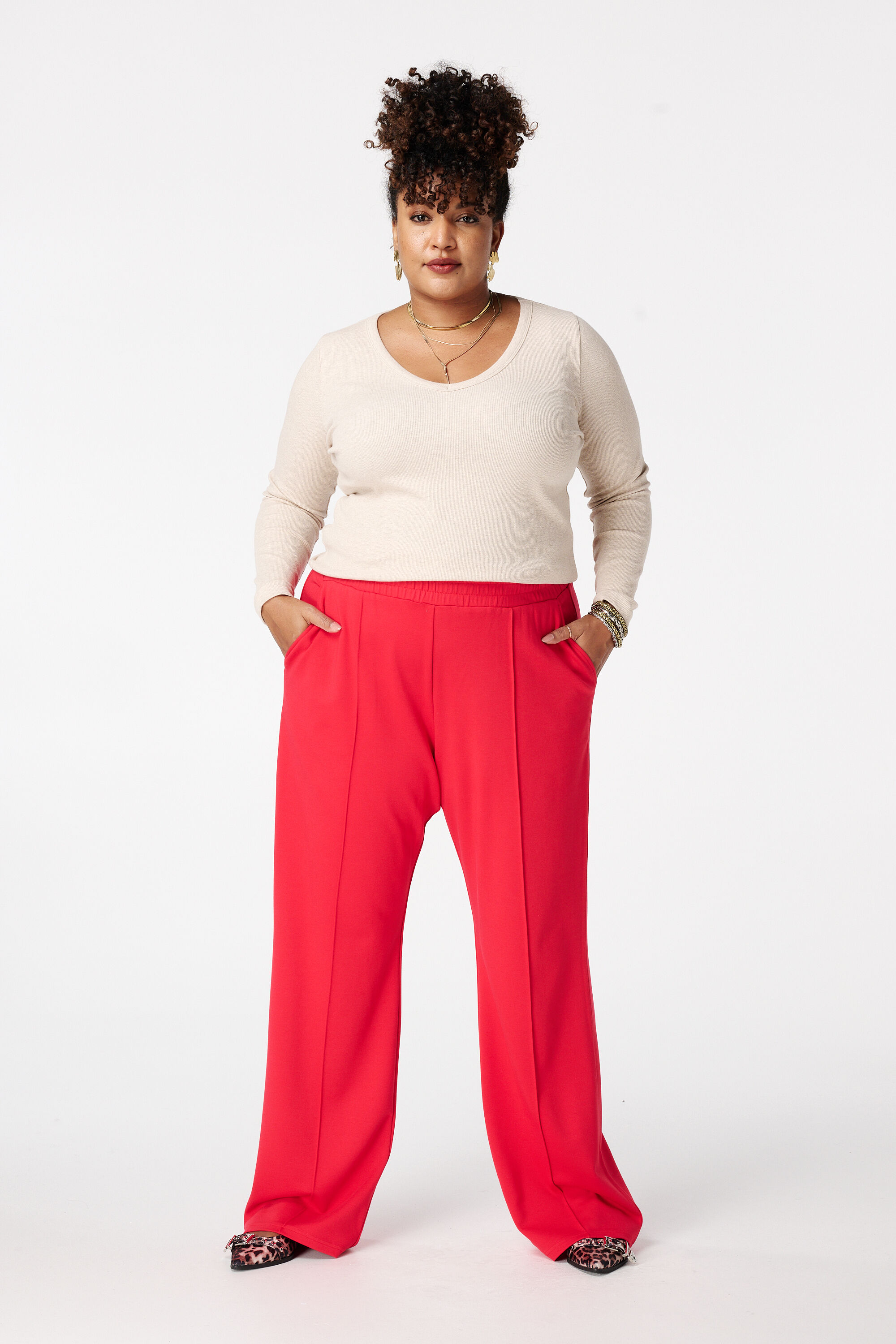 Wide leg pantalon met siernaden