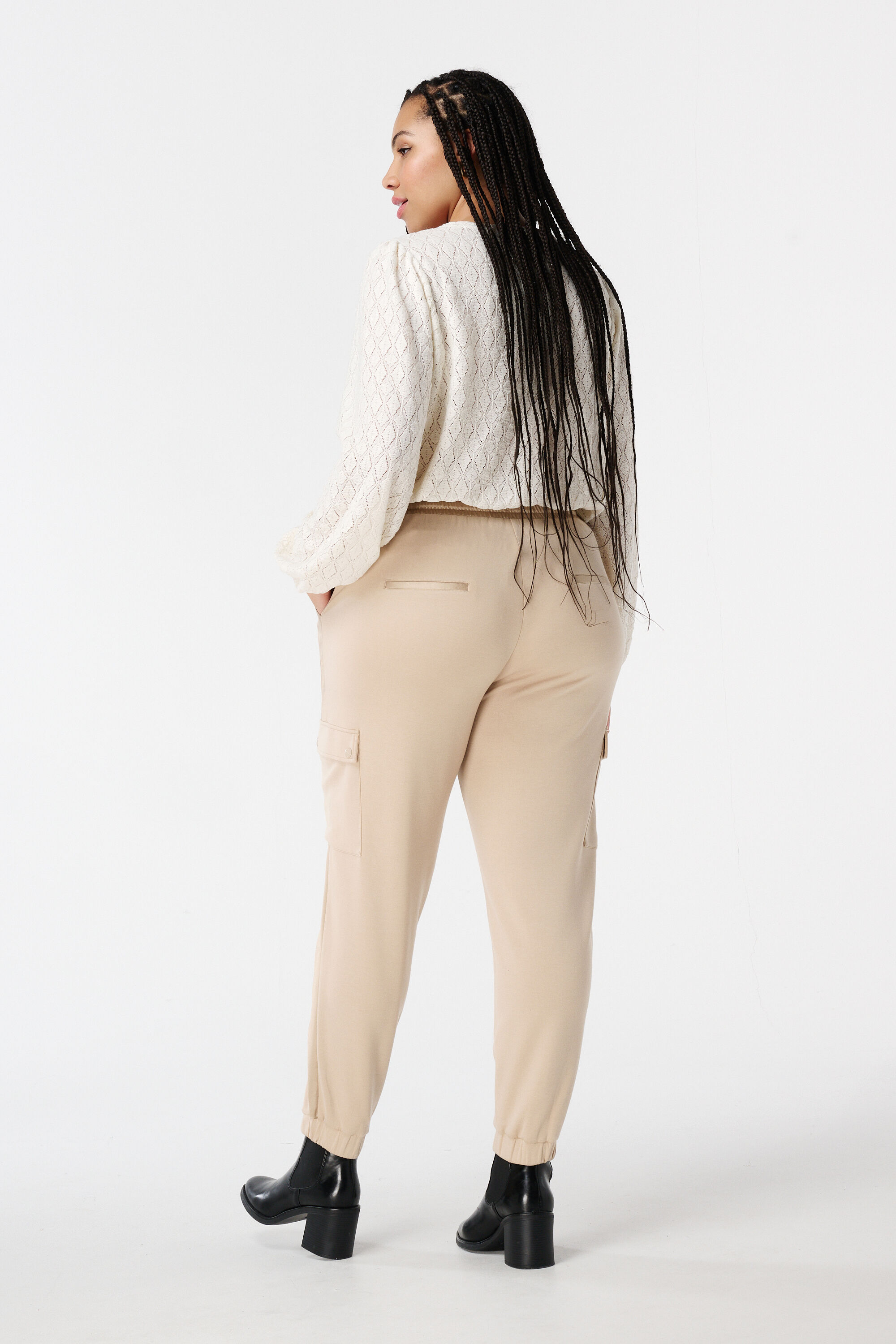 Sweatbroek met zakken image number 3