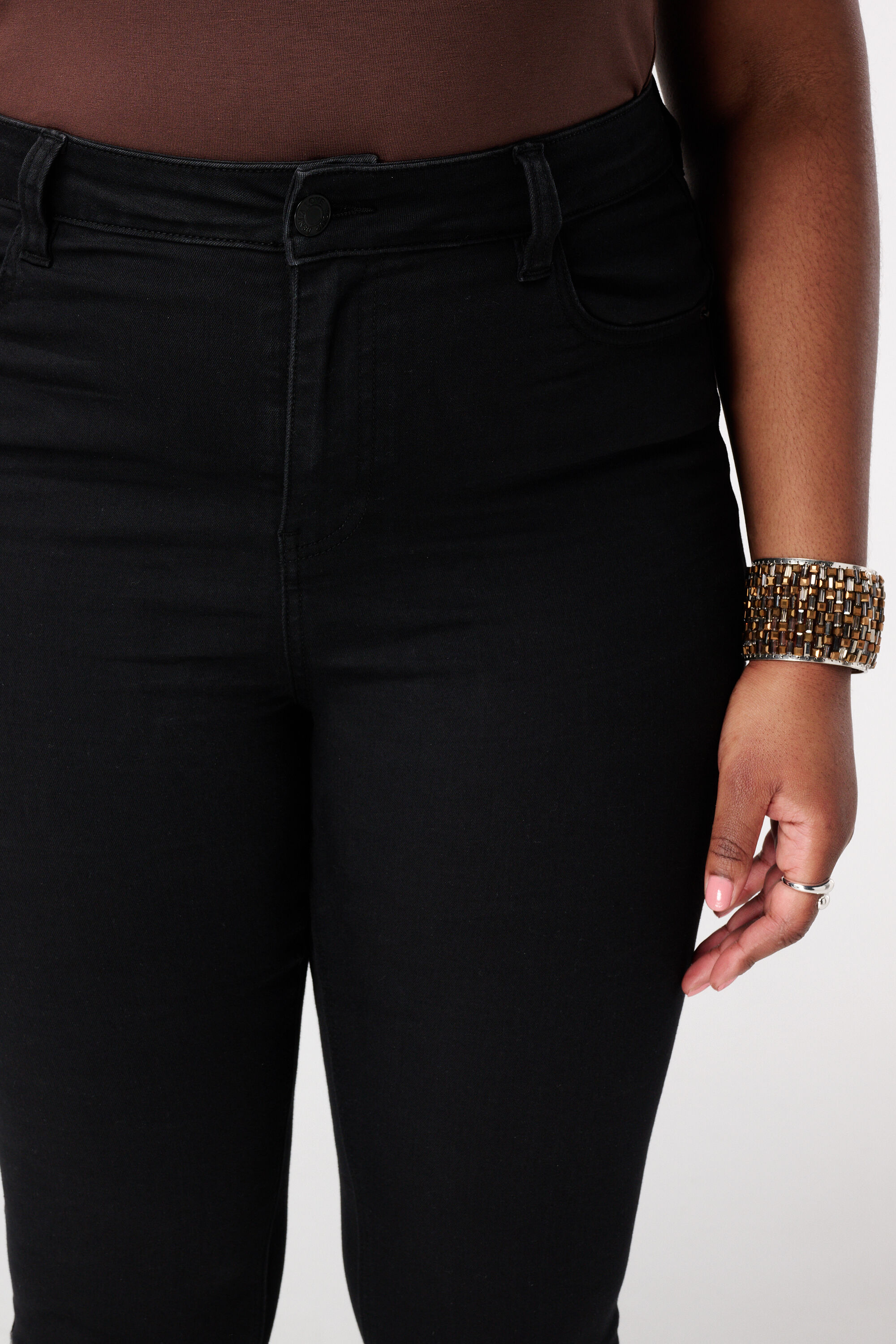 Skinny leg high waist jeans CHERRY image number 4