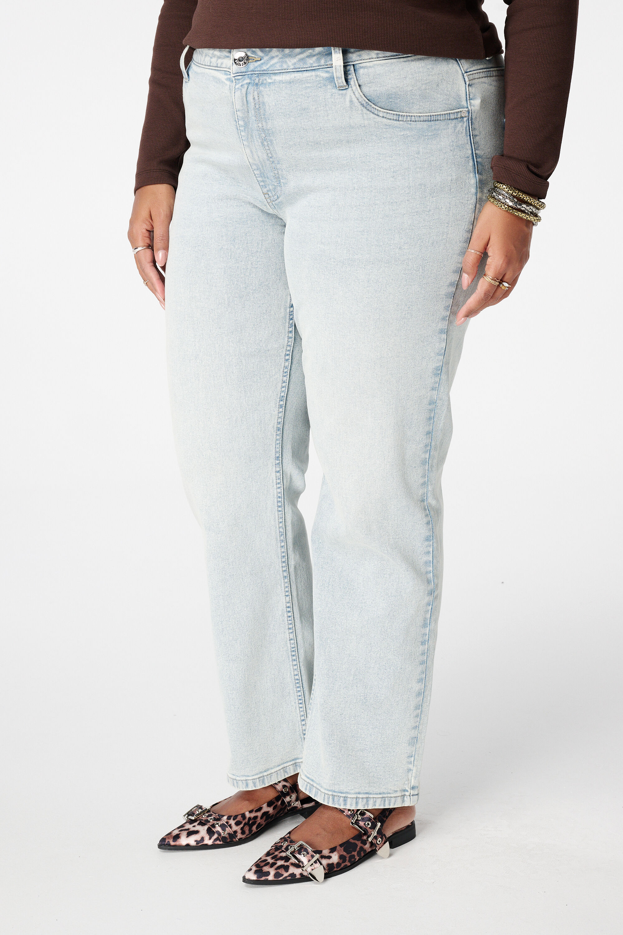 Straight leg jeans LILY image number 5