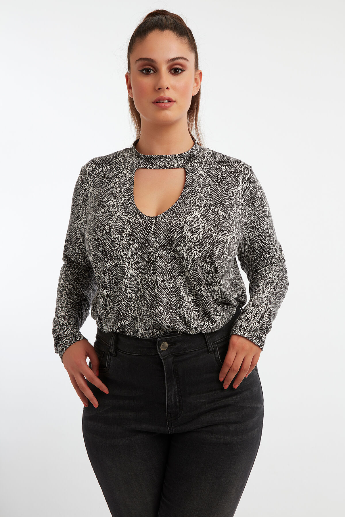 Body met slangen print image number 3