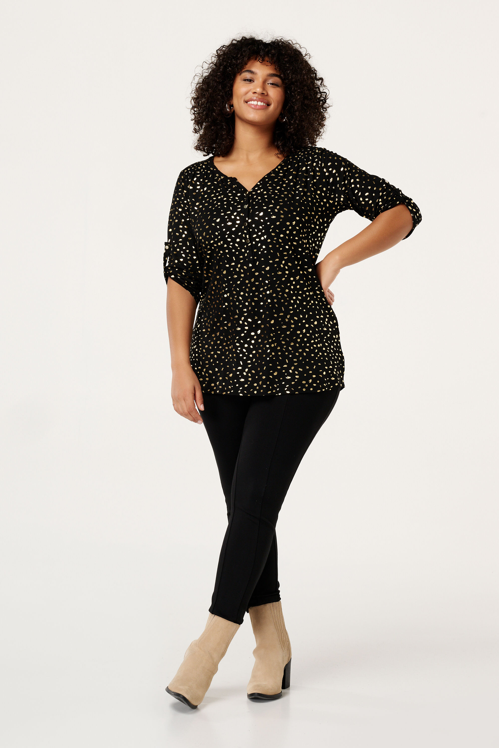 Top met knoopjes image number 5