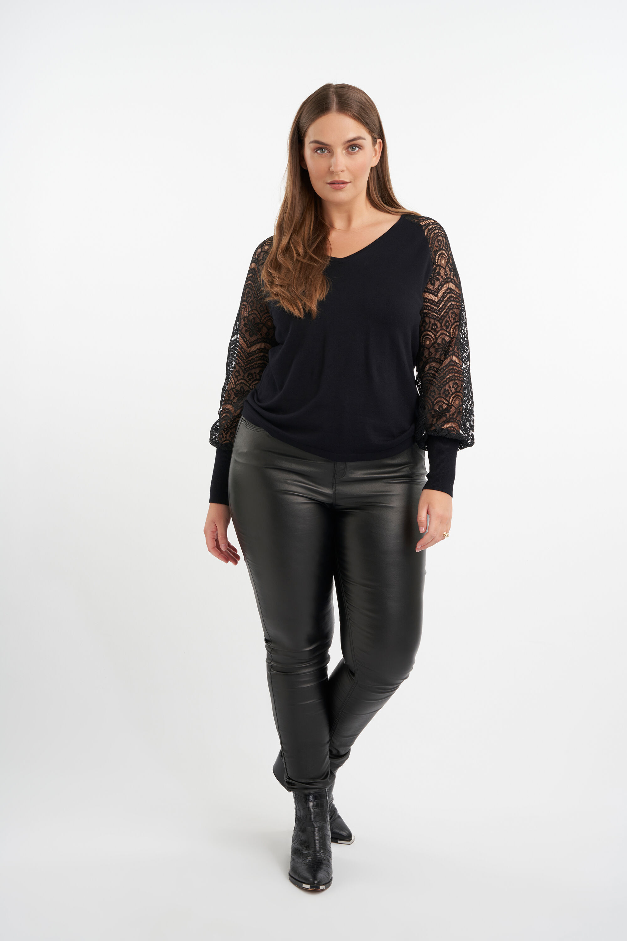 Trui met kanten mouwen image number 5