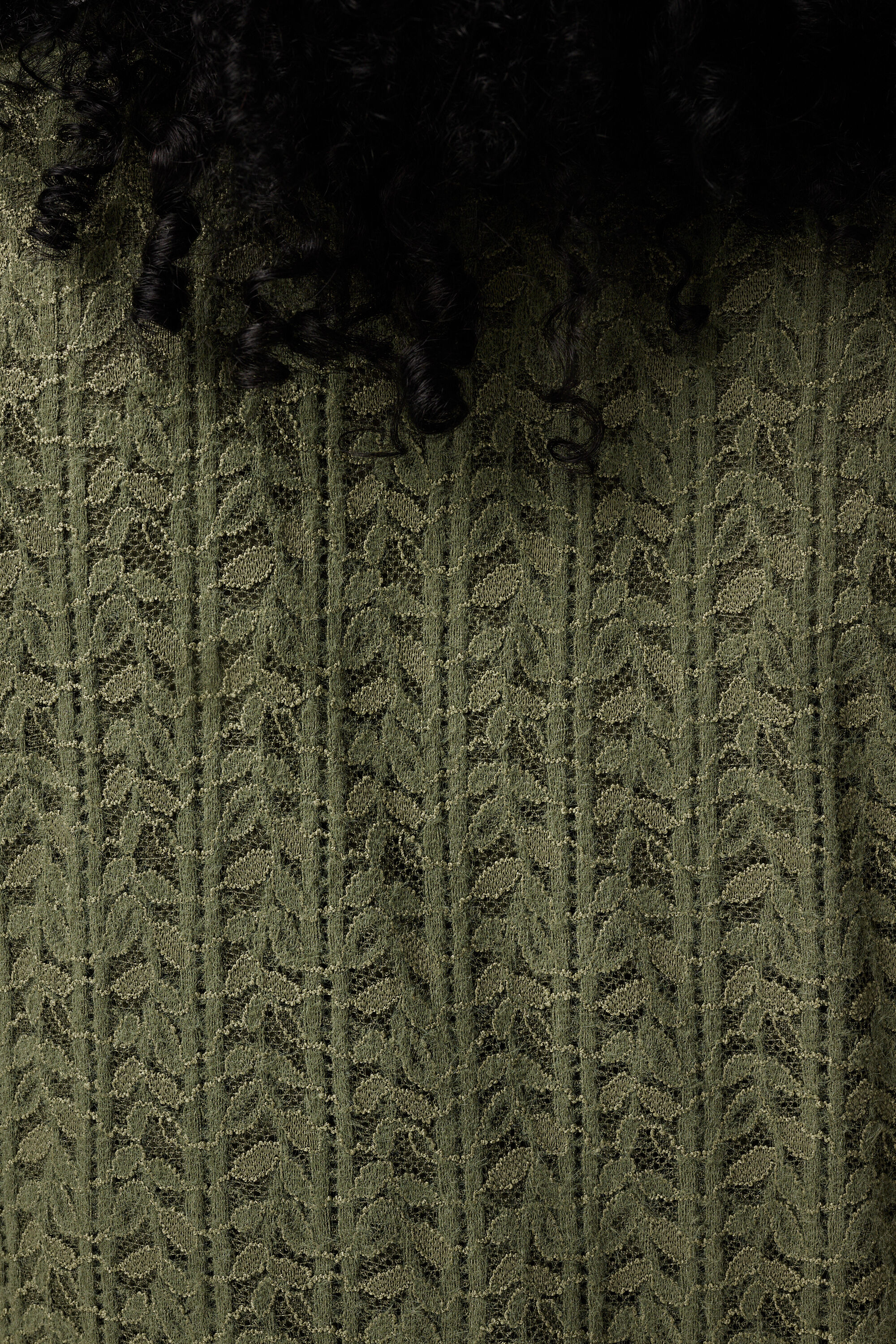 Kanten top met pofmouwen image number 6