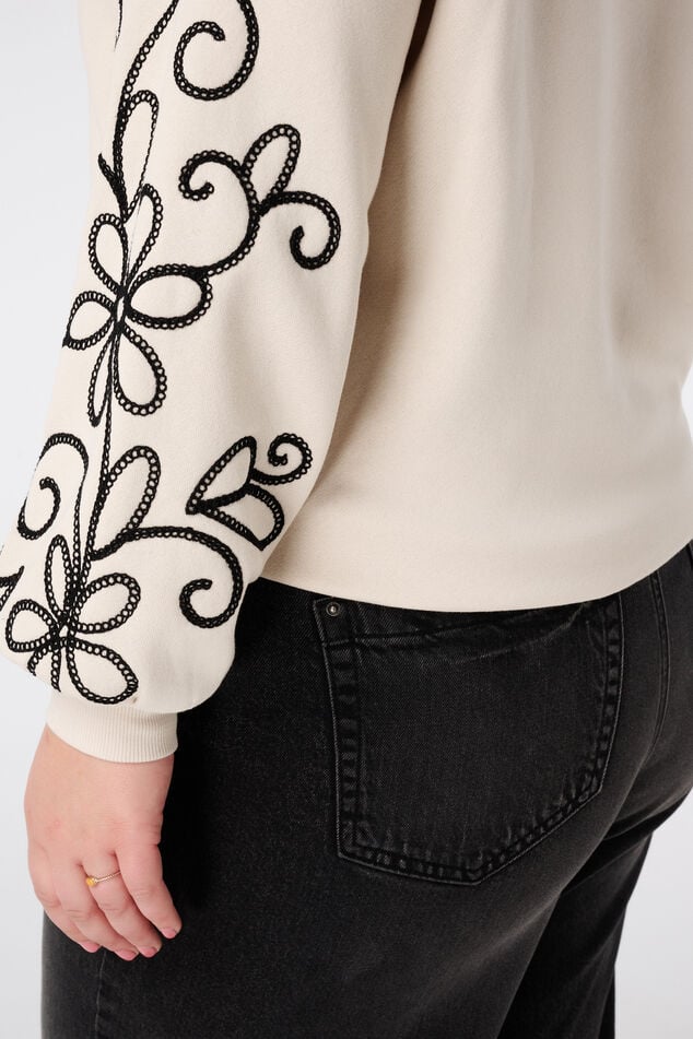 Sweater met broderie details image number 6