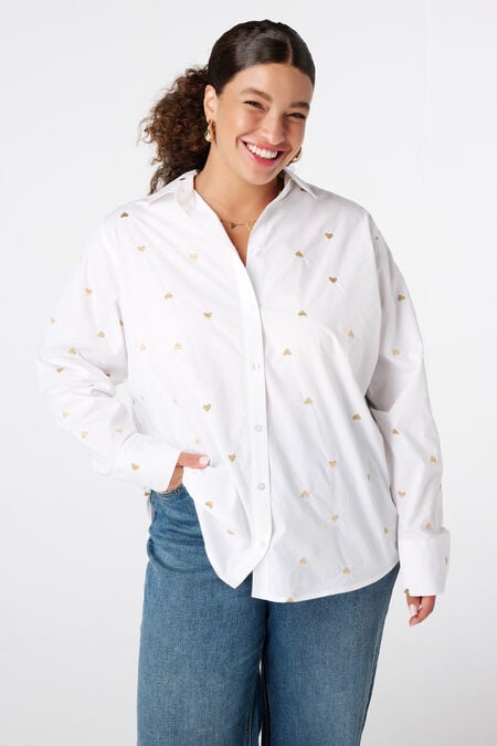 Blouse met geborduurde hartjes Blouse met geborduurde hartjes