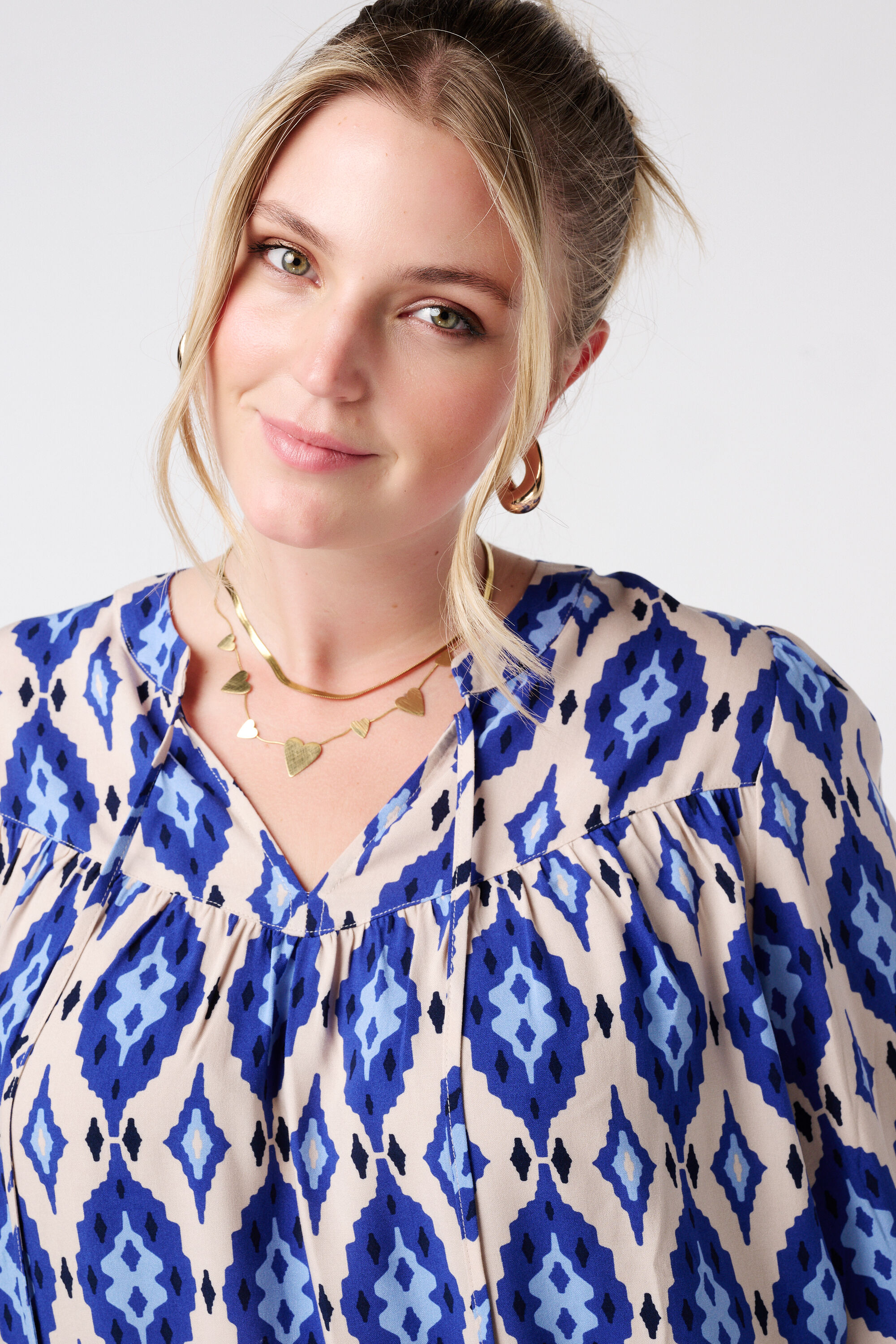 Blouse met print en klosjes image number 4