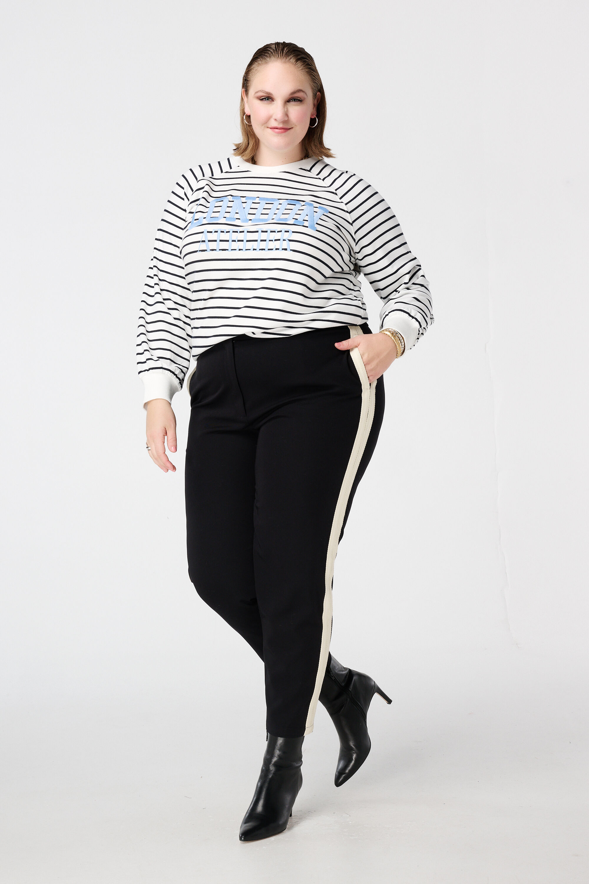 Tapered fit broek met contraststreep