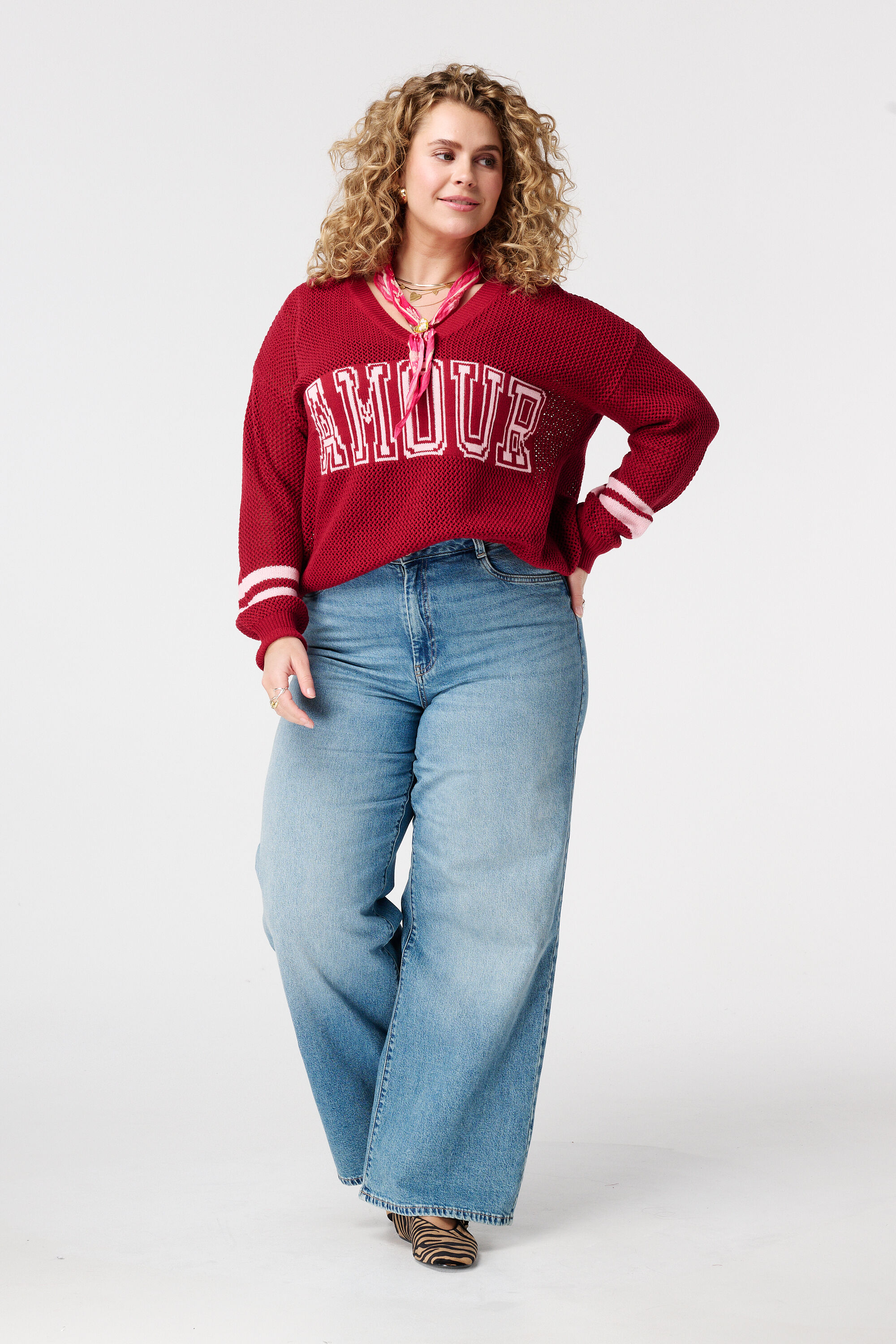 Gebreide trui met tekst image number 5